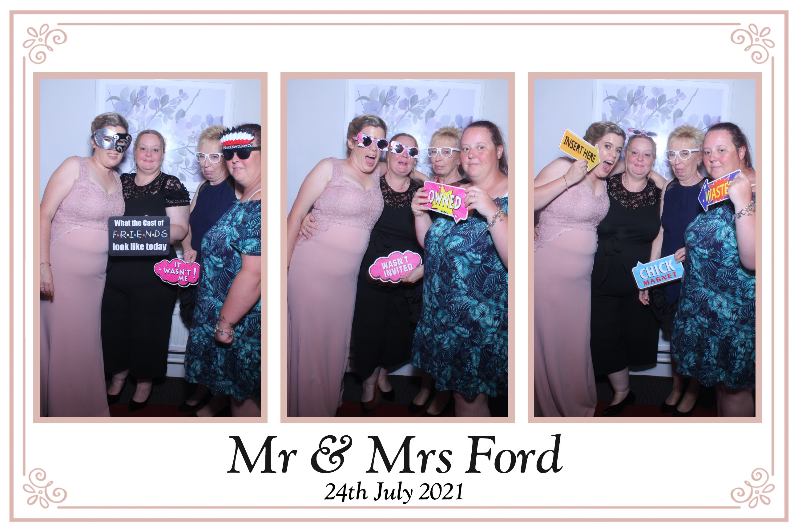 Simon and Gayle's Wedding | View more photos from the event at gallery.imprintphotobooths.co.uk/u/Imprint-Photobooths/Simon-and-Gayles-Wedding