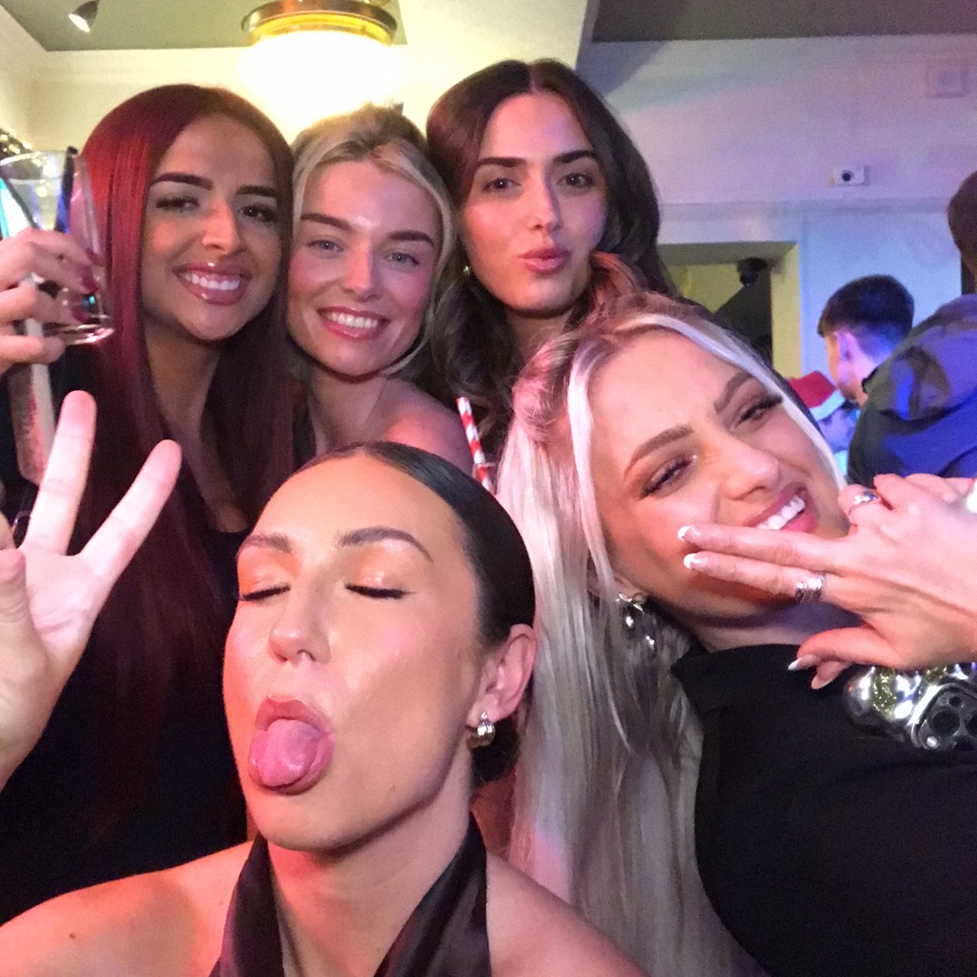 The Garrick Xmas 2025 | View more photos from the event at gallery.intothebooth.co.uk/u/IntoTheBooth/The-Garrick-Xmas-2025