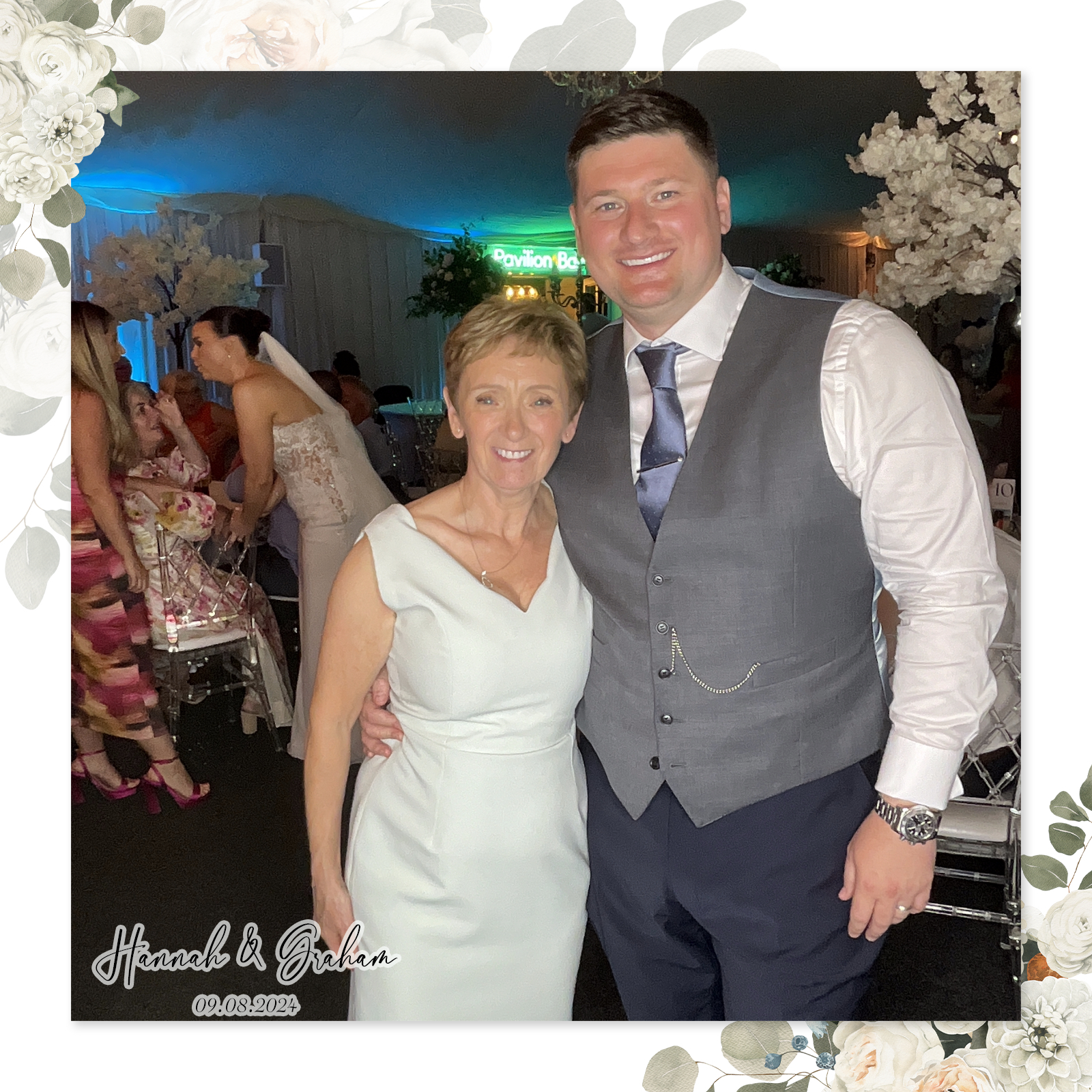 Hannah & Graham's Wedding | View more photos from the event at gallery.liverpoolselfiemirror.co.uk/u/LiverpoolSelfieMirror/Hannah-Grahams-Wedding