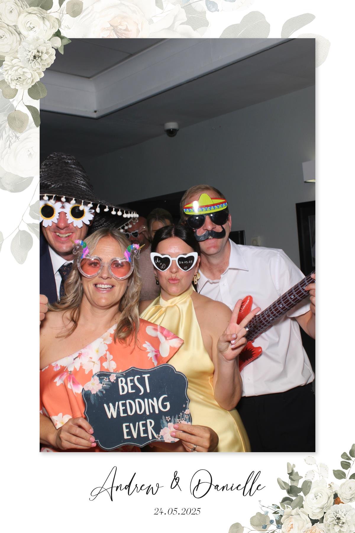 Andrew & Danielle's Wedding | View more photos from the event at gallery.liverpoolselfiemirror.co.uk/u/LiverpoolSelfieMirror/Andrew-Danielles-Wedding