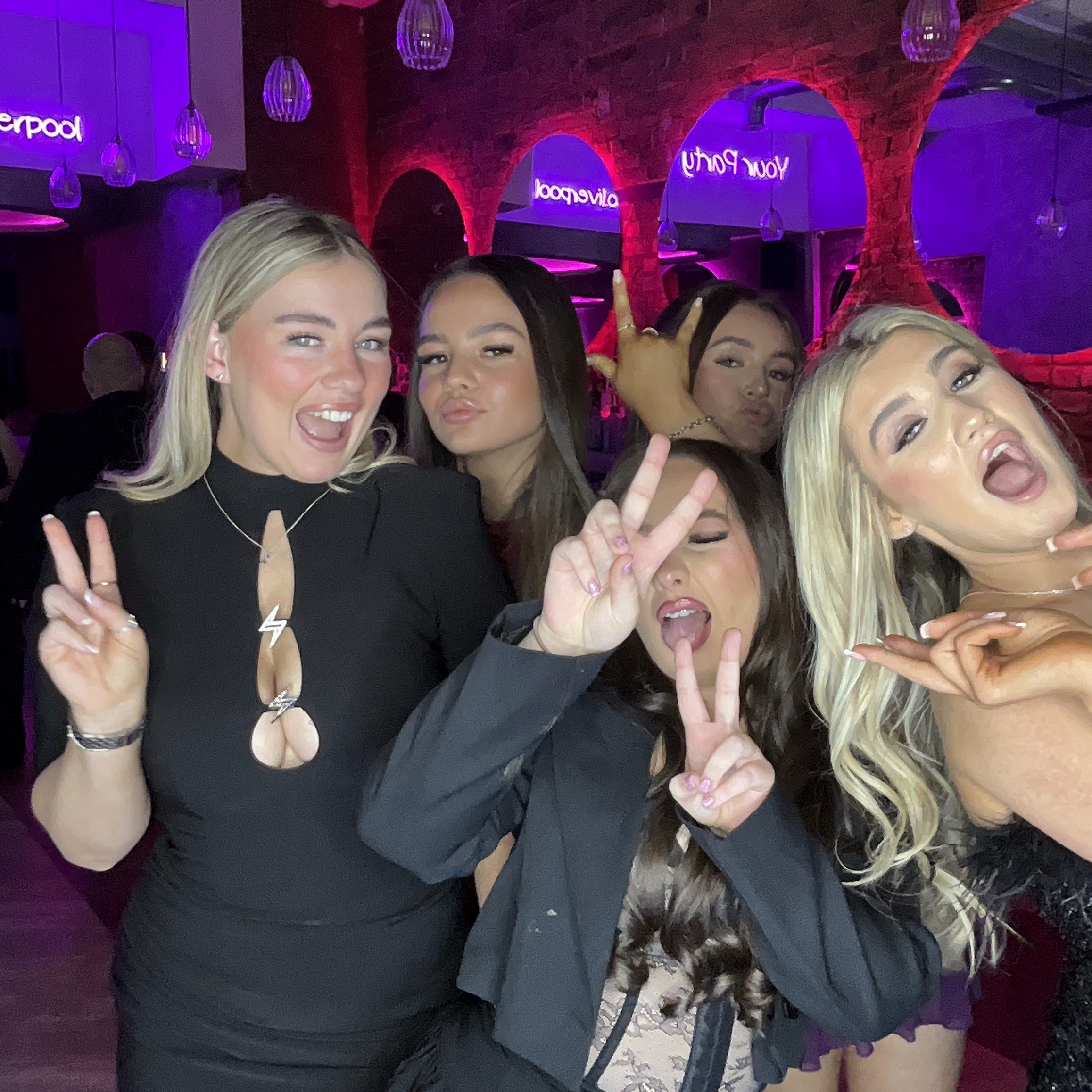 Carina's 21st Birthday | View more photos from the event at gallery.liverpoolselfiemirror.co.uk/u/LiverpoolSelfieMirror/Carinas-21st-Birthday