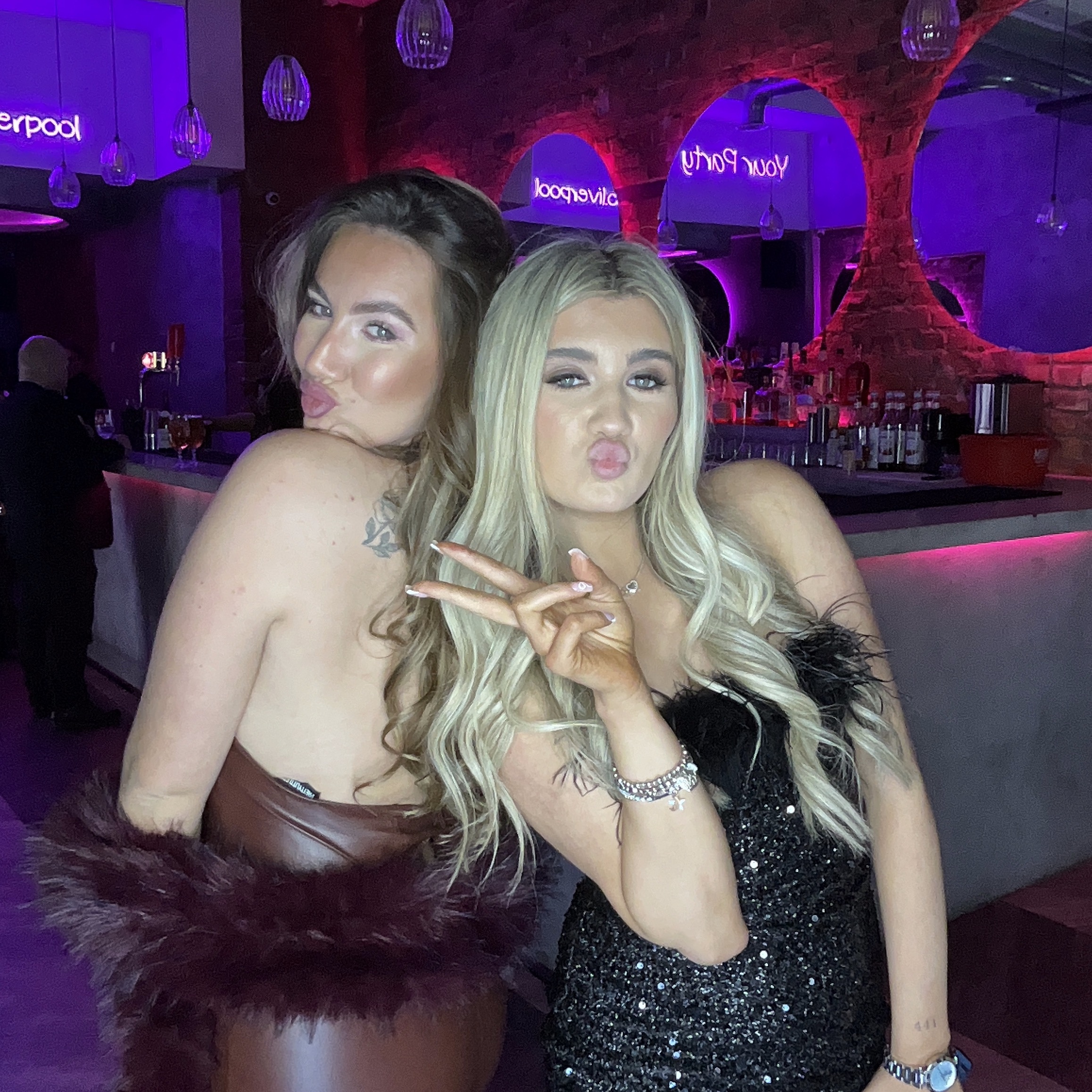 Carina's 21st Birthday | View more photos from the event at gallery.liverpoolselfiemirror.co.uk/u/LiverpoolSelfieMirror/Carinas-21st-Birthday