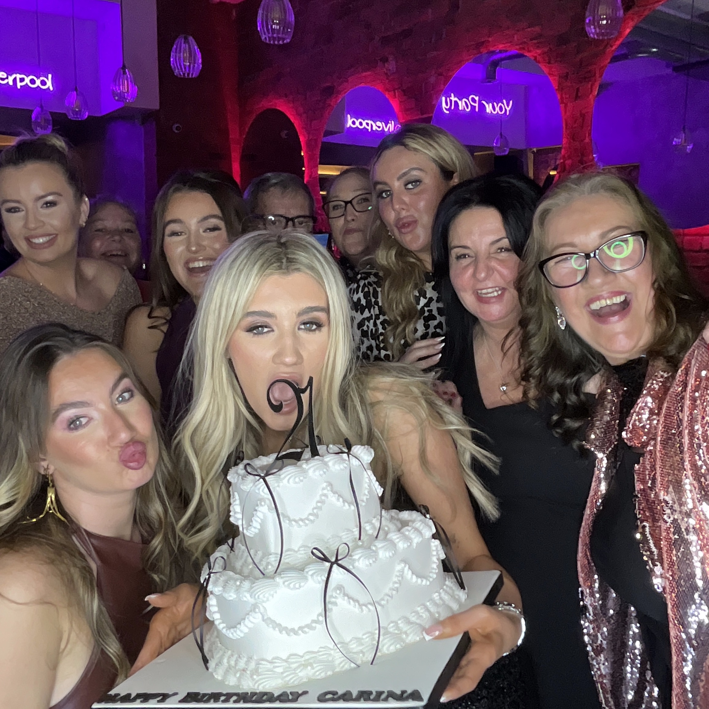 Carina's 21st Birthday | View more photos from the event at gallery.liverpoolselfiemirror.co.uk/u/LiverpoolSelfieMirror/Carinas-21st-Birthday