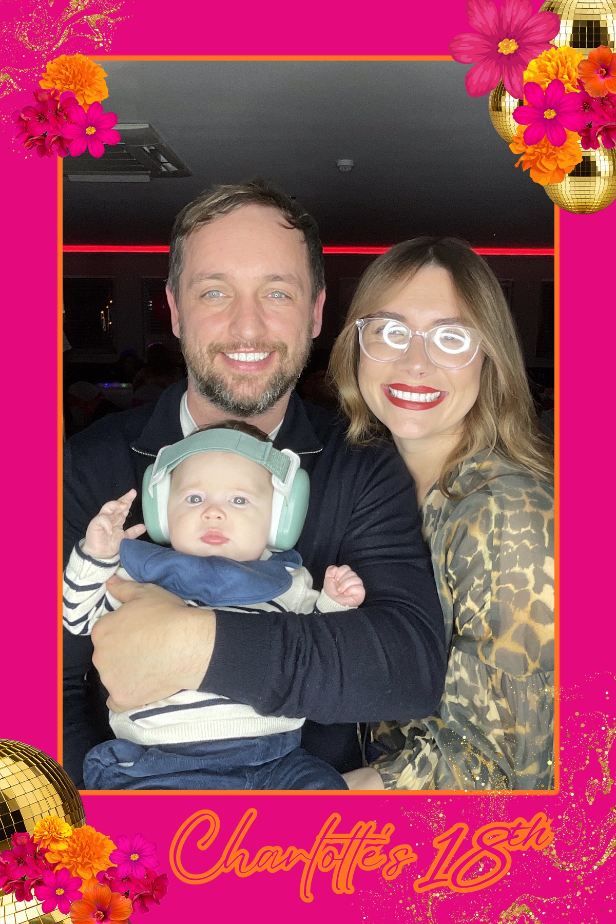 Charlotte's 18th | View more photos from the event at gallery.liverpoolselfiemirror.co.uk/u/LiverpoolSelfieMirror/Charlottes-18th