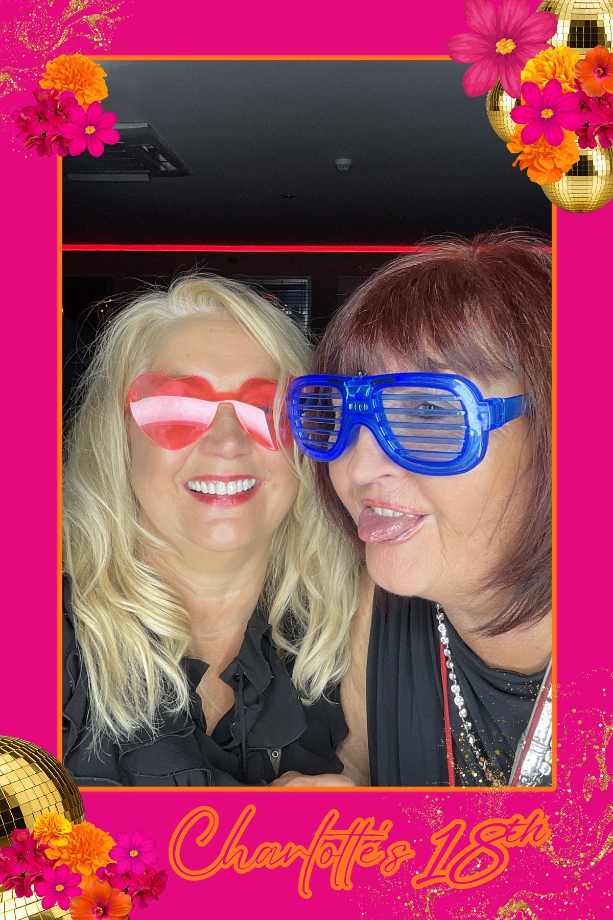 Charlotte's 18th | View more photos from the event at gallery.liverpoolselfiemirror.co.uk/u/LiverpoolSelfieMirror/Charlottes-18th