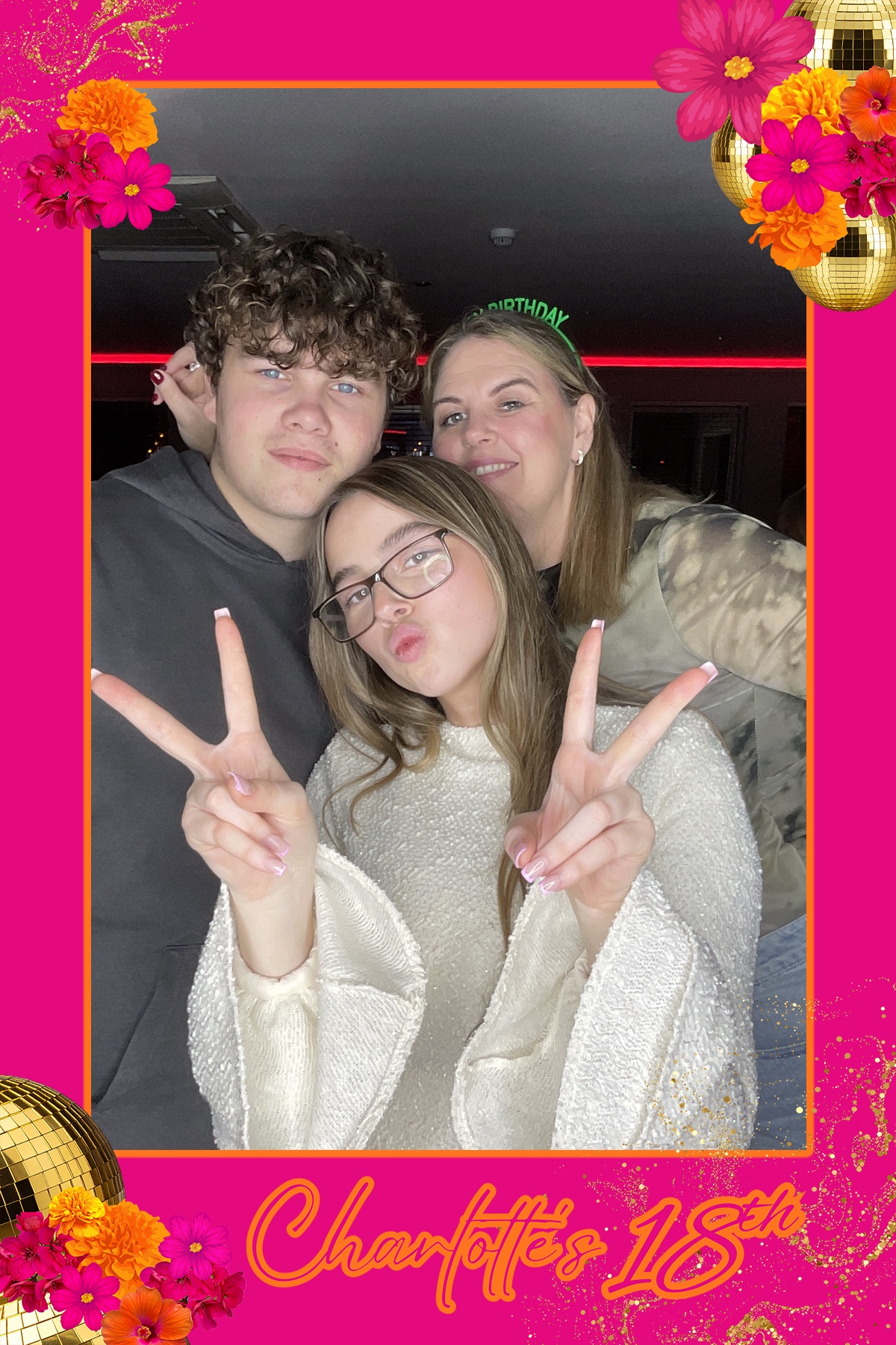 Charlotte's 18th | View more photos from the event at gallery.liverpoolselfiemirror.co.uk/u/LiverpoolSelfieMirror/Charlottes-18th