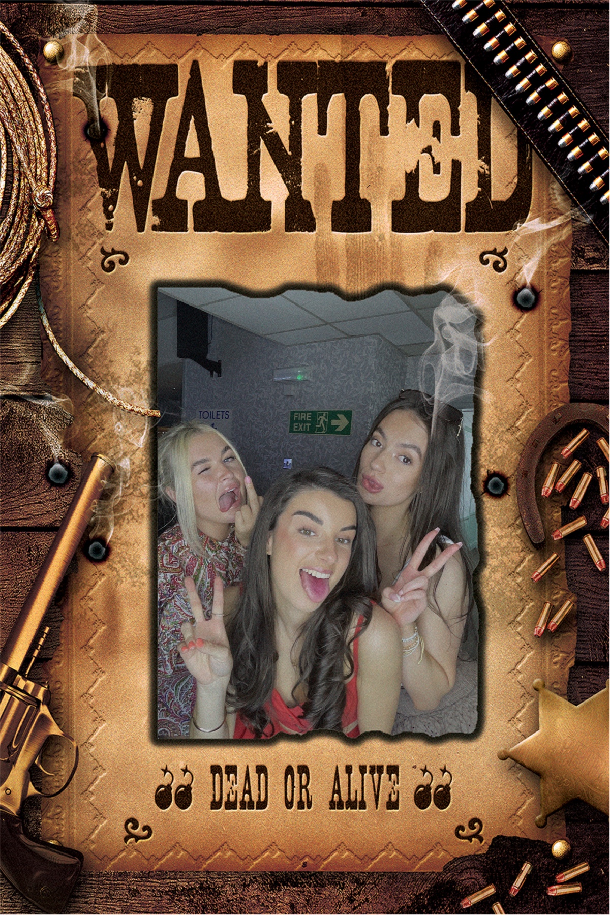 Chesterfield Netball Team 2024/25 | View more photos from the event at gallery.liverpoolselfiemirror.co.uk/u/LiverpoolSelfieMirror/Chesterfield-Netball-Team-202425