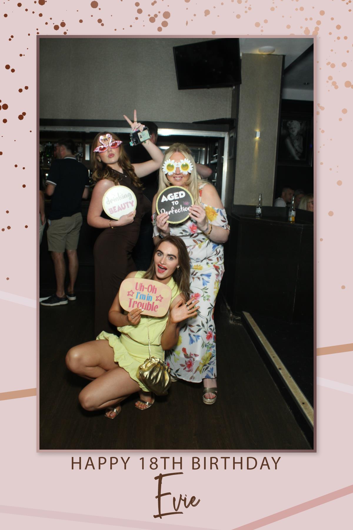 Evie's 18th Birthday | View more photos from the event at gallery.liverpoolselfiemirror.co.uk/u/LiverpoolSelfieMirror/Evies-18th-Birthday