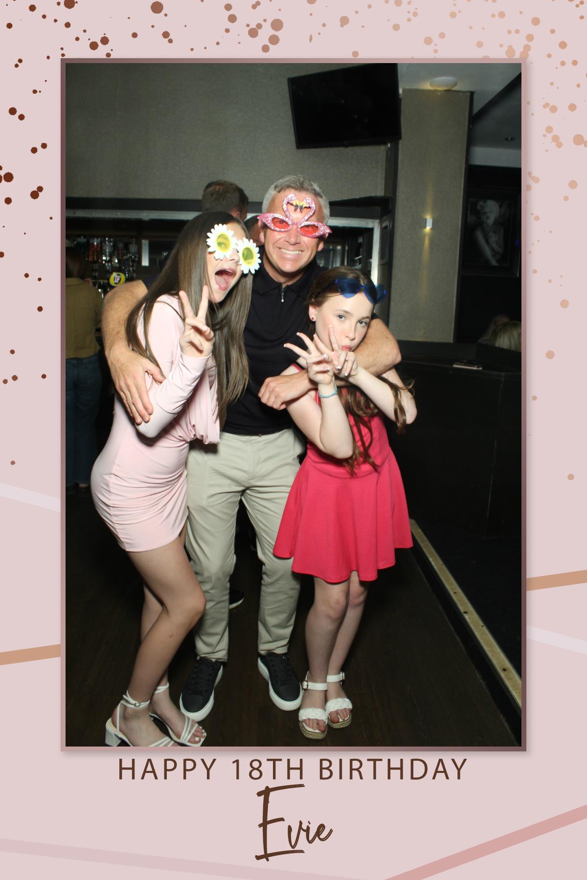 Evie's 18th Birthday | View more photos from the event at gallery.liverpoolselfiemirror.co.uk/u/LiverpoolSelfieMirror/Evies-18th-Birthday