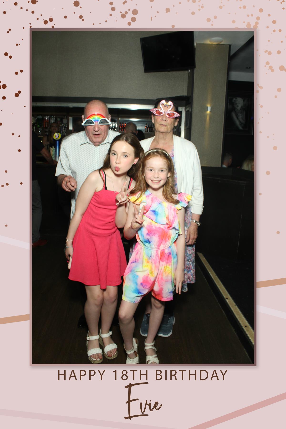 Evie's 18th Birthday | View more photos from the event at gallery.liverpoolselfiemirror.co.uk/u/LiverpoolSelfieMirror/Evies-18th-Birthday