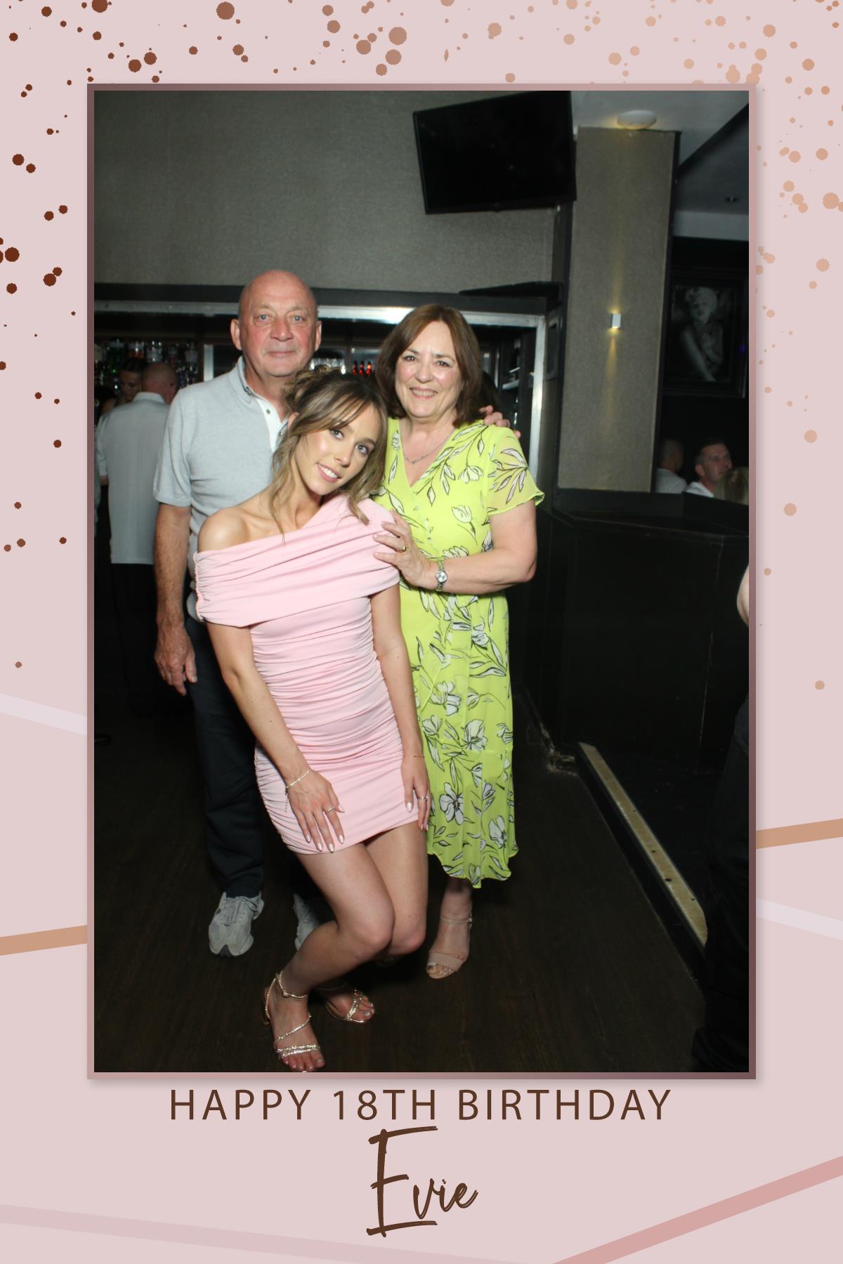 Evie's 18th Birthday | View more photos from the event at gallery.liverpoolselfiemirror.co.uk/u/LiverpoolSelfieMirror/Evies-18th-Birthday