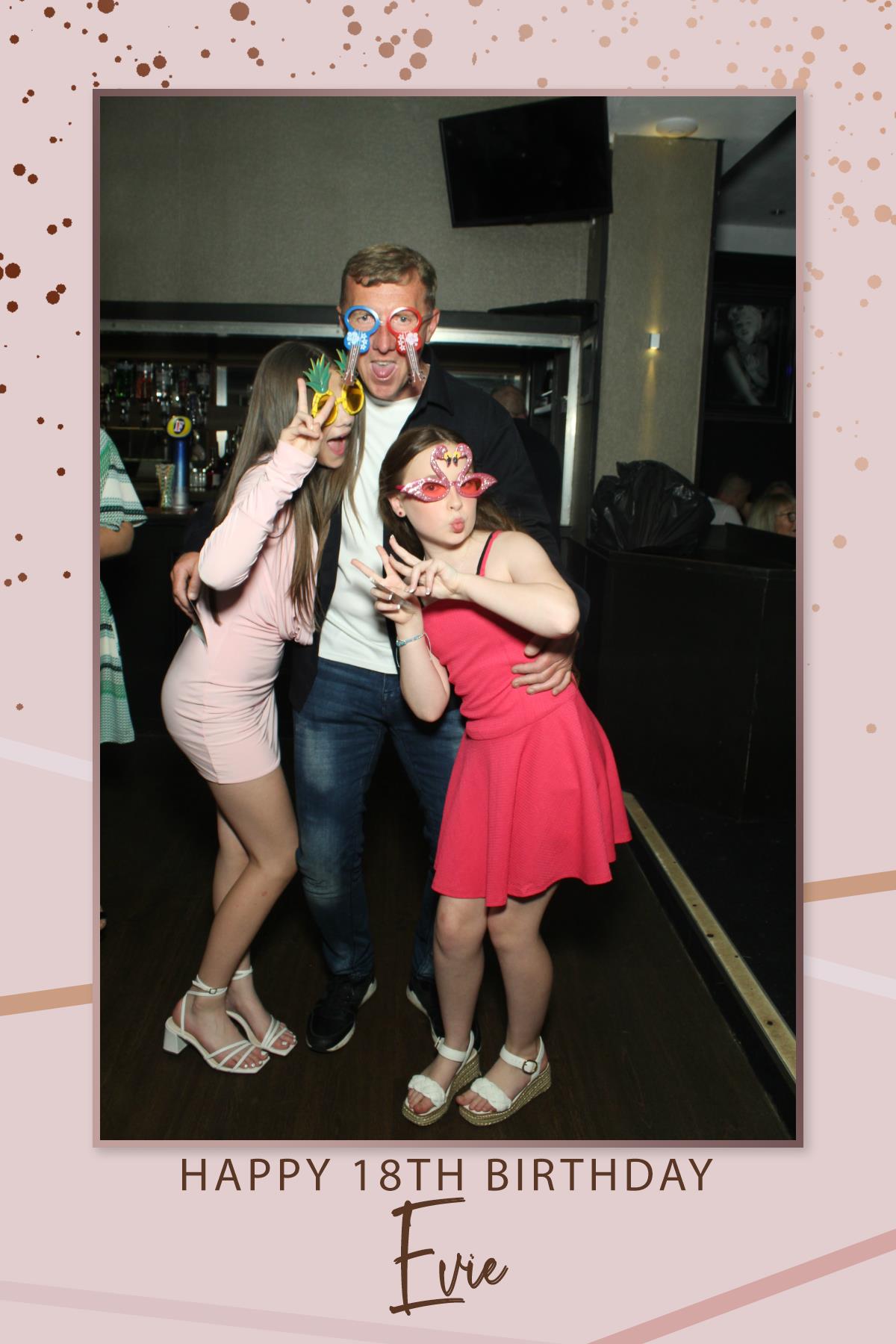 Evie's 18th Birthday | View more photos from the event at gallery.liverpoolselfiemirror.co.uk/u/LiverpoolSelfieMirror/Evies-18th-Birthday
