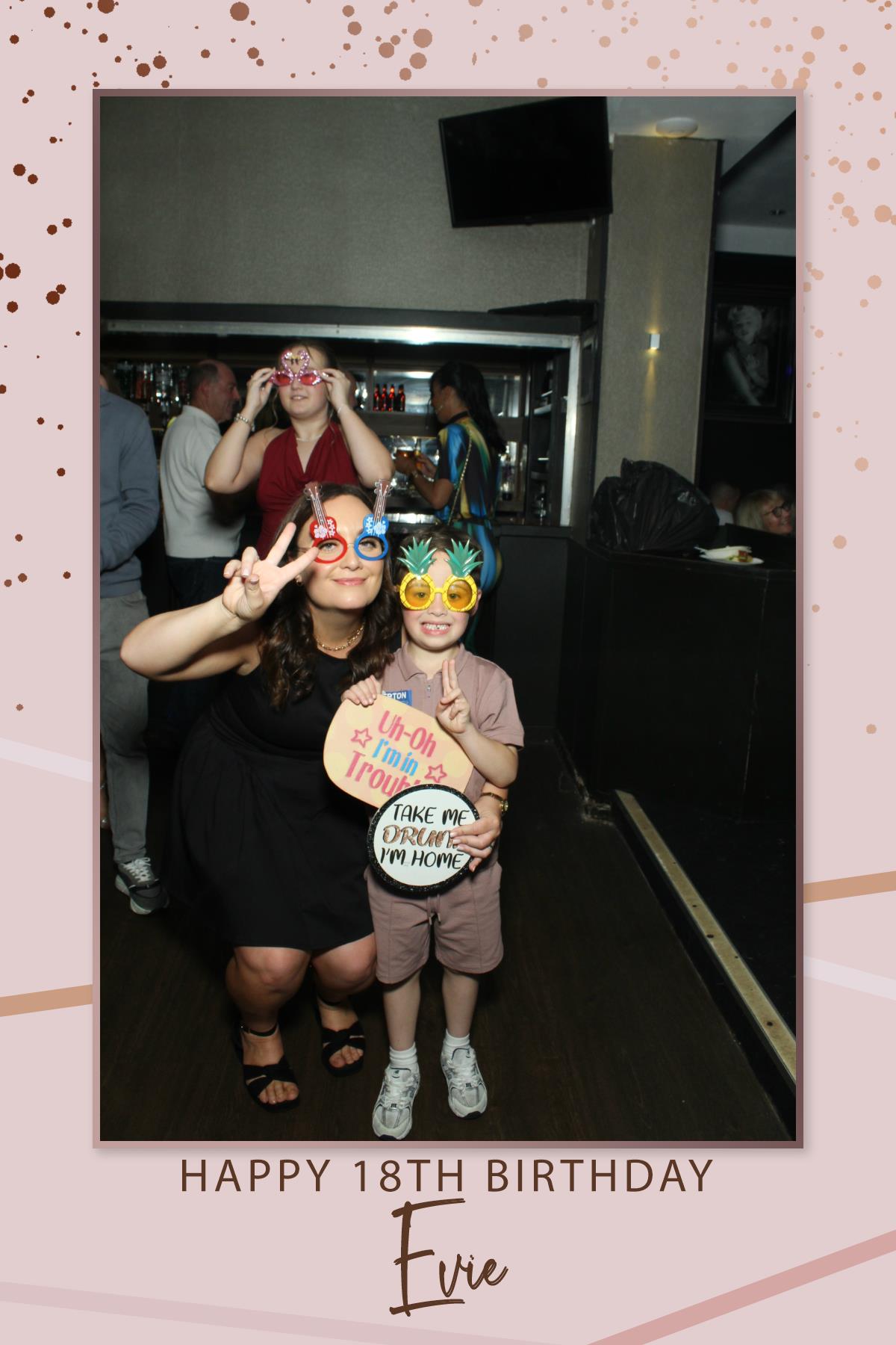 Evie's 18th Birthday | View more photos from the event at gallery.liverpoolselfiemirror.co.uk/u/LiverpoolSelfieMirror/Evies-18th-Birthday