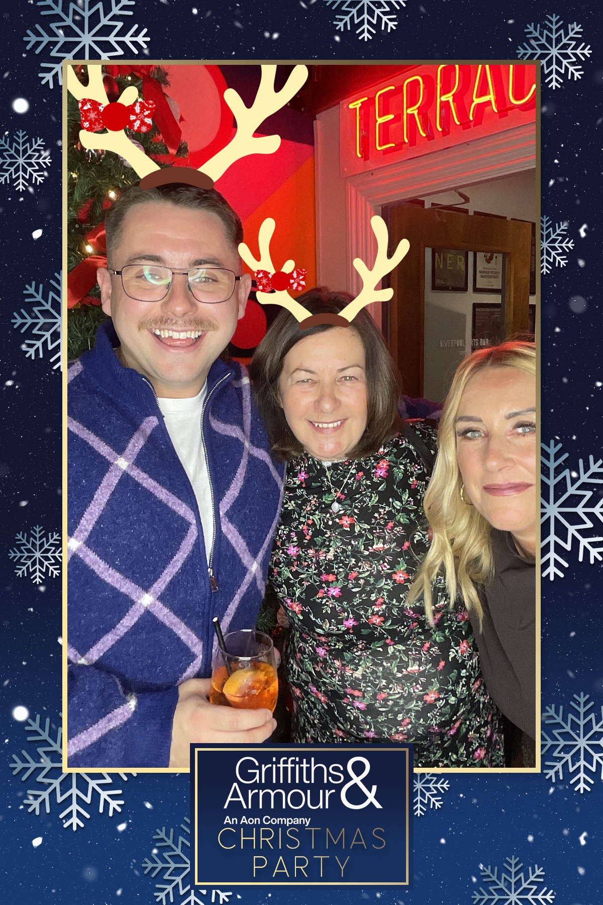 Griffiths & Armour Christmas Party | View more photos from the event at gallery.liverpoolselfiemirror.co.uk/u/LiverpoolSelfieMirror/Griffiths-Armour-Christmas-Party-1