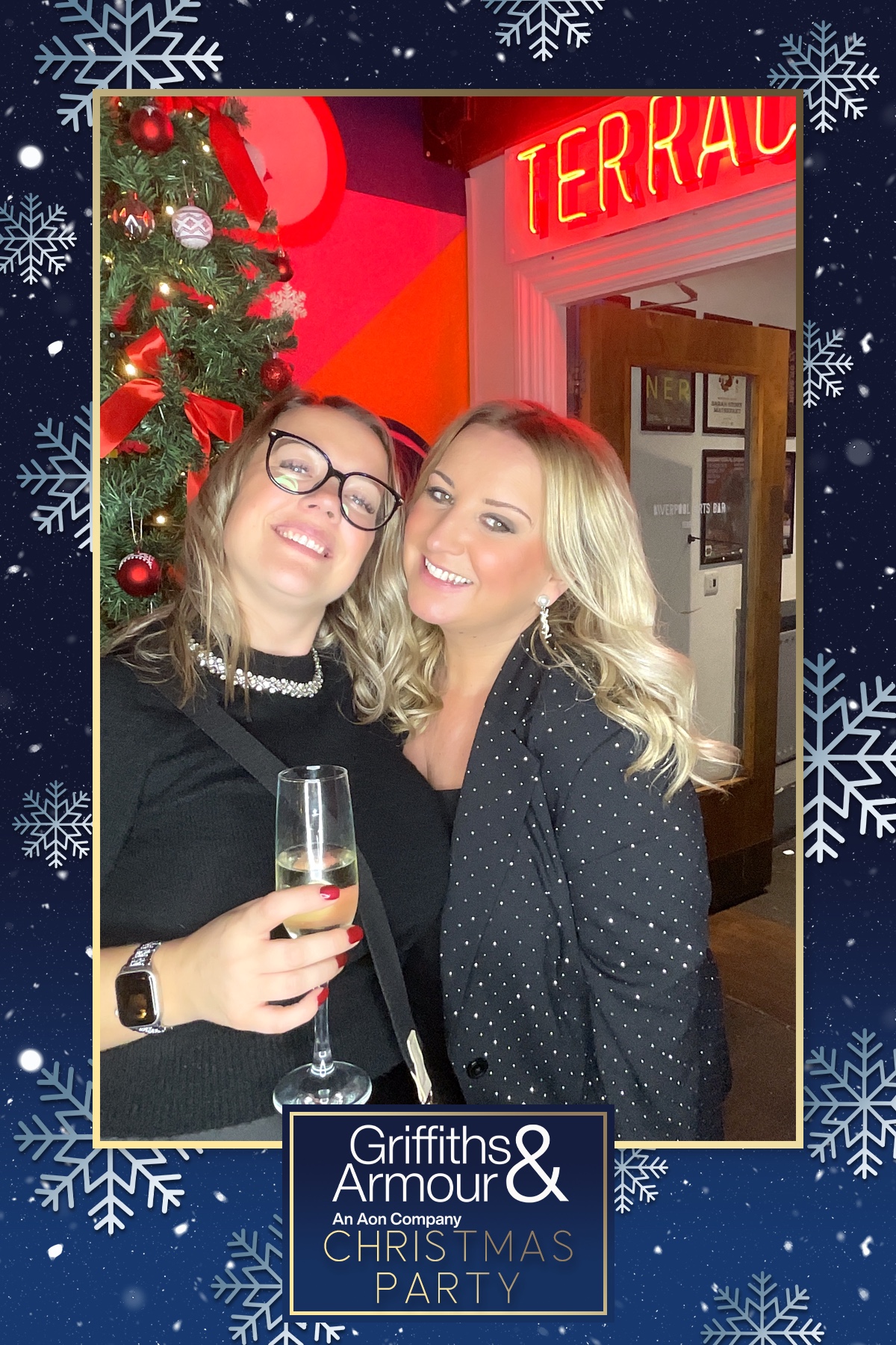 Griffiths & Armour Christmas Party | View more photos from the event at gallery.liverpoolselfiemirror.co.uk/u/LiverpoolSelfieMirror/Griffiths-Armour-Christmas-Party-1