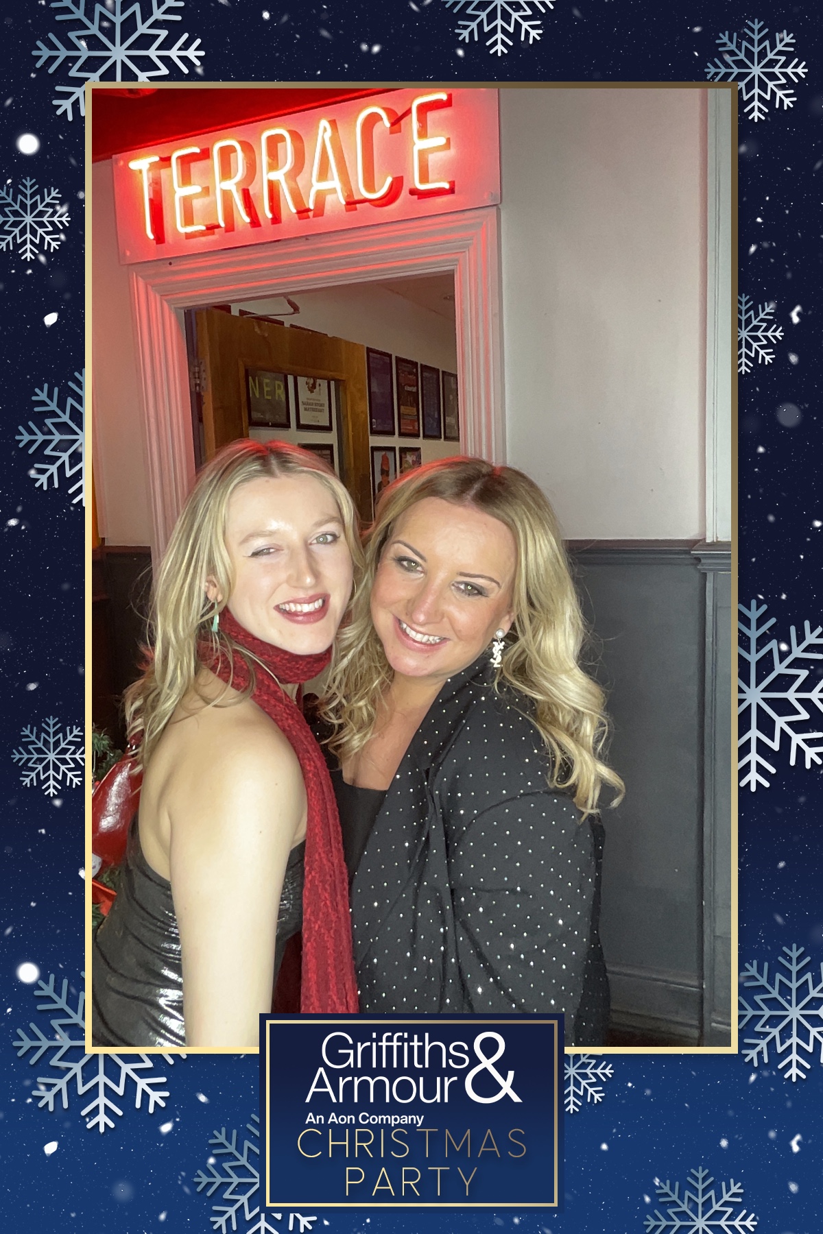 Griffiths & Armour Christmas Party | View more photos from the event at gallery.liverpoolselfiemirror.co.uk/u/LiverpoolSelfieMirror/Griffiths-Armour-Christmas-Party-1