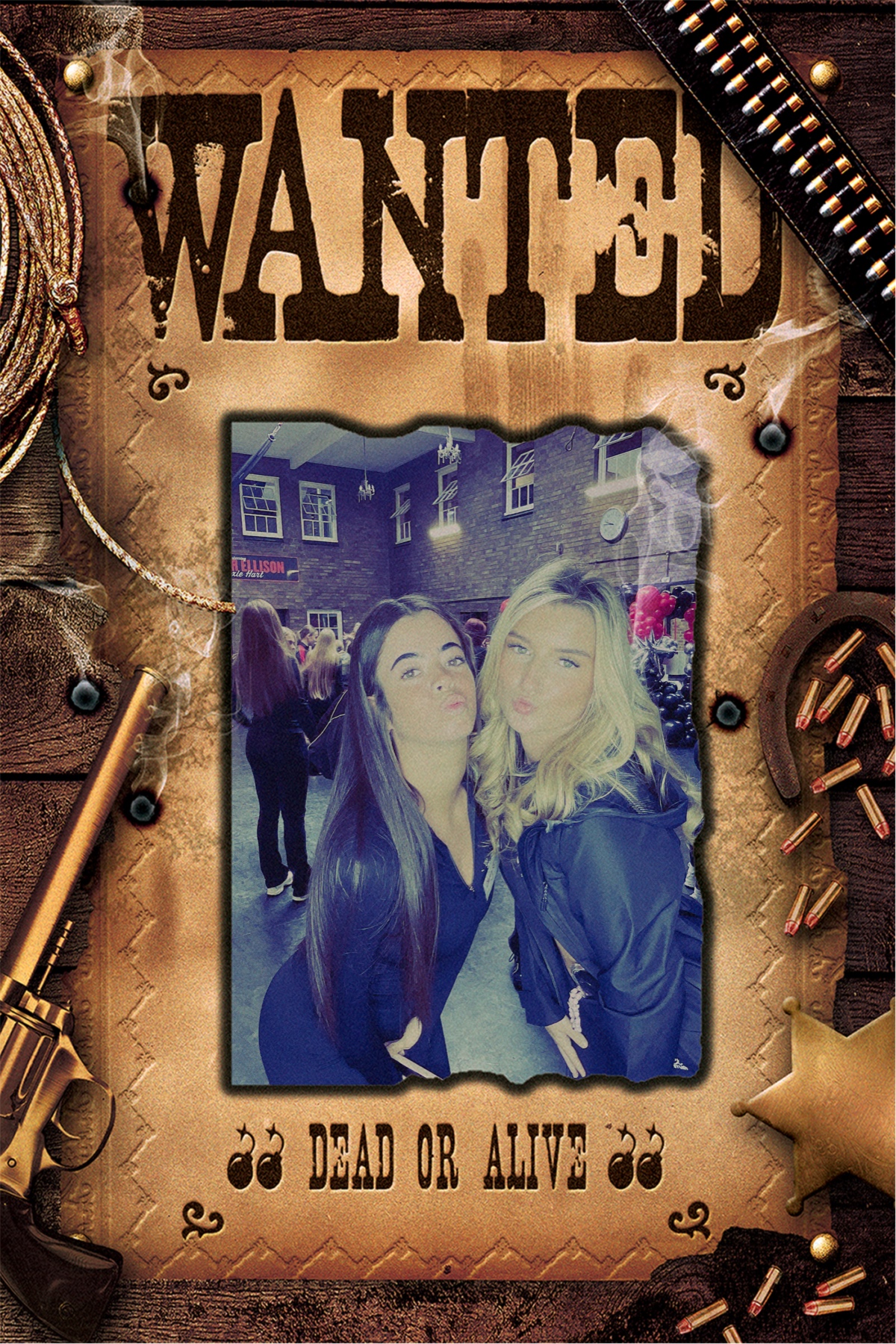 Jelli Studios First Day of College 2025 | View more photos from the event at gallery.liverpoolselfiemirror.co.uk/u/LiverpoolSelfieMirror/Jelli-Studios-First-Day-of-College-2025