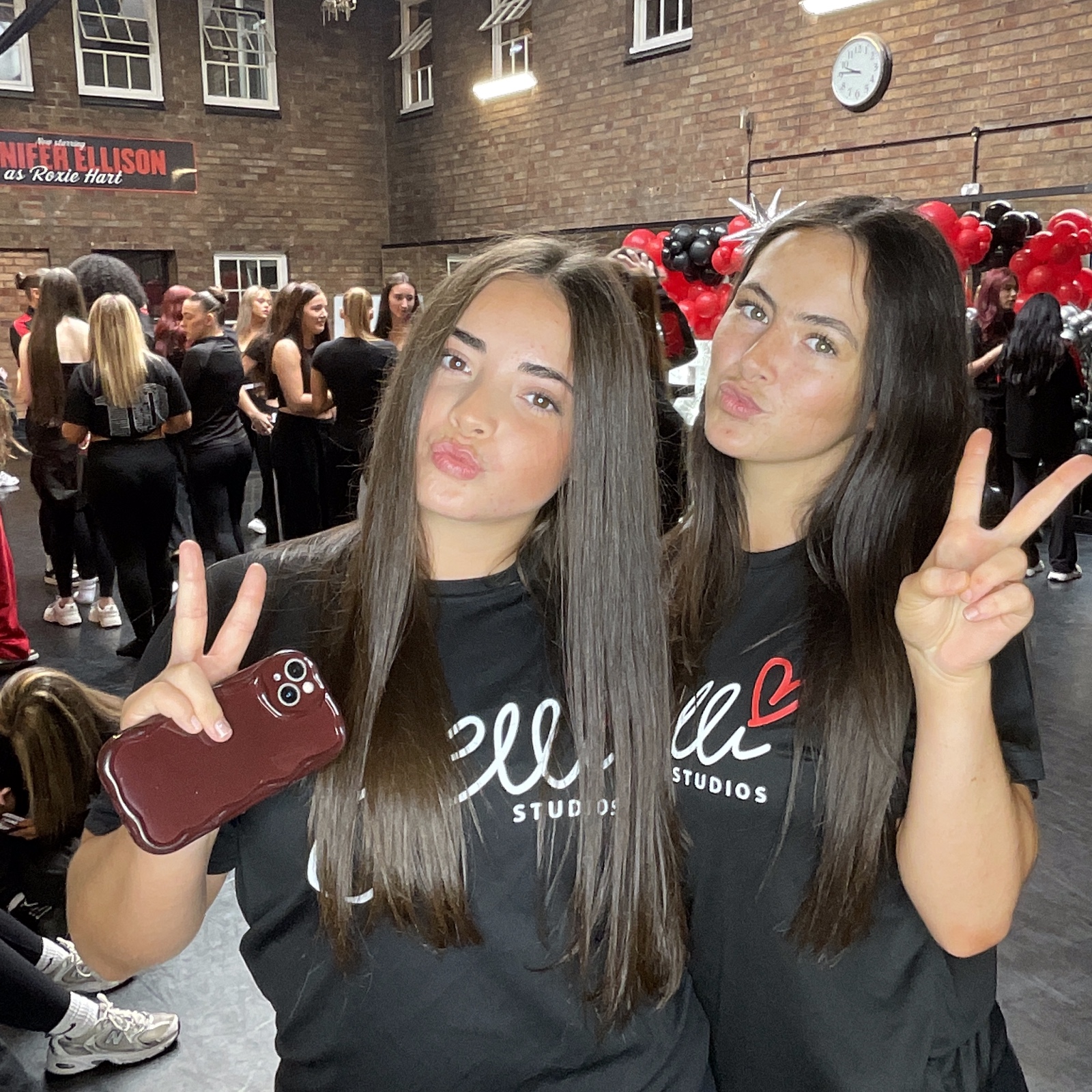 Jelli Studios First Day of College 2025 | View more photos from the event at gallery.liverpoolselfiemirror.co.uk/u/LiverpoolSelfieMirror/Jelli-Studios-First-Day-of-College-2025