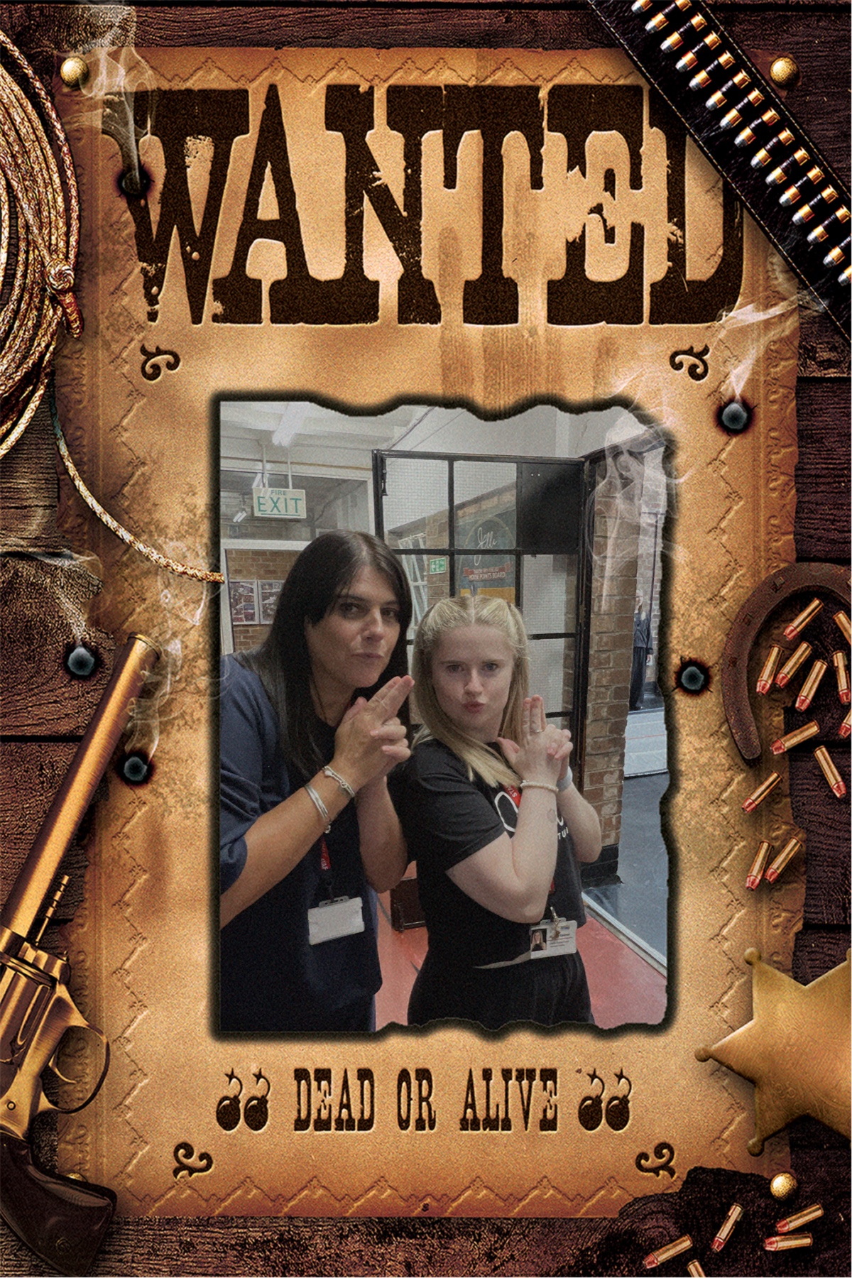 Jelli Studios First Day of College 2025 | View more photos from the event at gallery.liverpoolselfiemirror.co.uk/u/LiverpoolSelfieMirror/Jelli-Studios-First-Day-of-College-2025