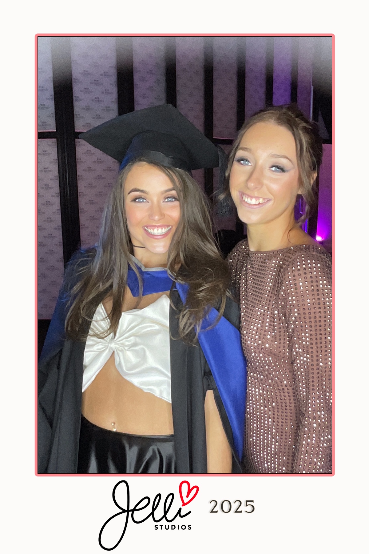 Jelli Studios Graduation 2025 | View more photos from the event at gallery.liverpoolselfiemirror.co.uk/u/LiverpoolSelfieMirror/Jelli-Studios-Graduation-2025
