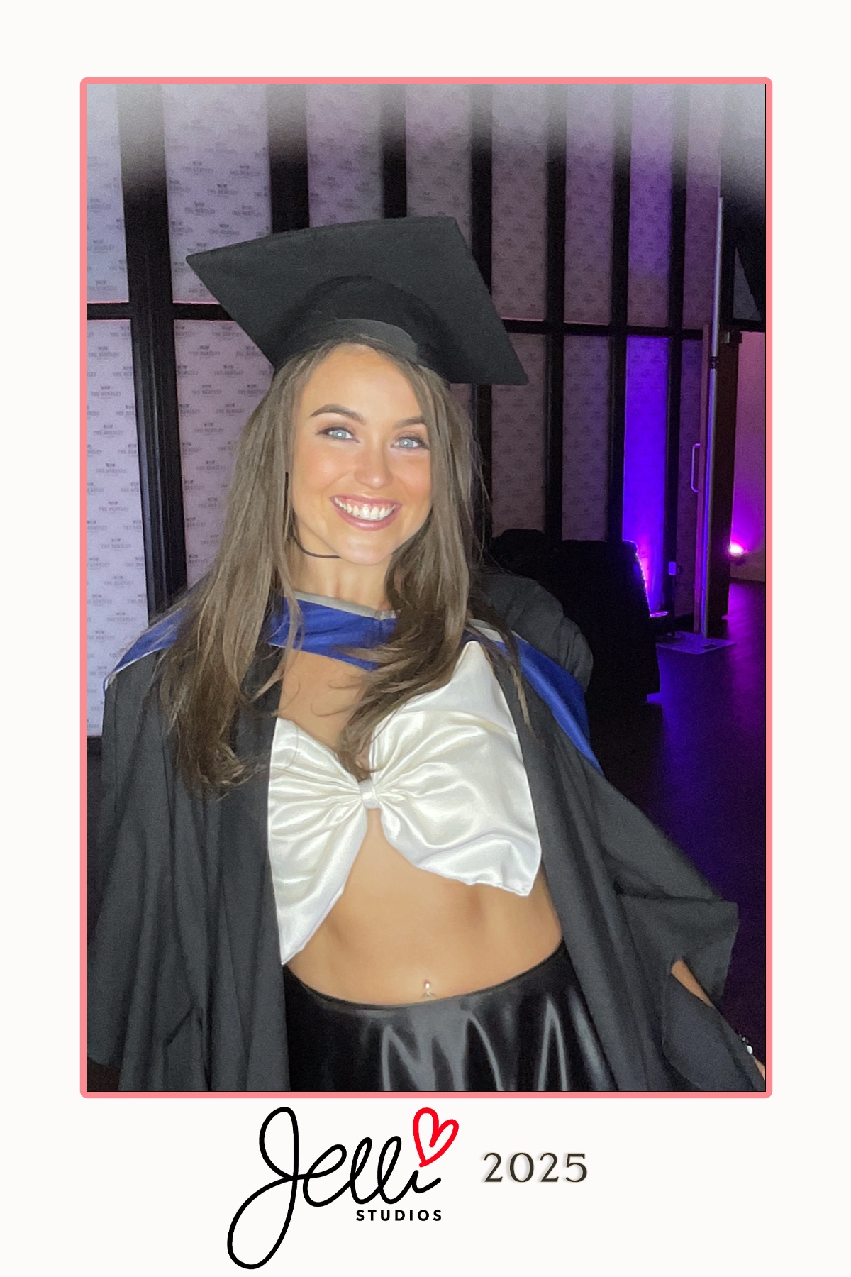 Jelli Studios Graduation 2025 | View more photos from the event at gallery.liverpoolselfiemirror.co.uk/u/LiverpoolSelfieMirror/Jelli-Studios-Graduation-2025