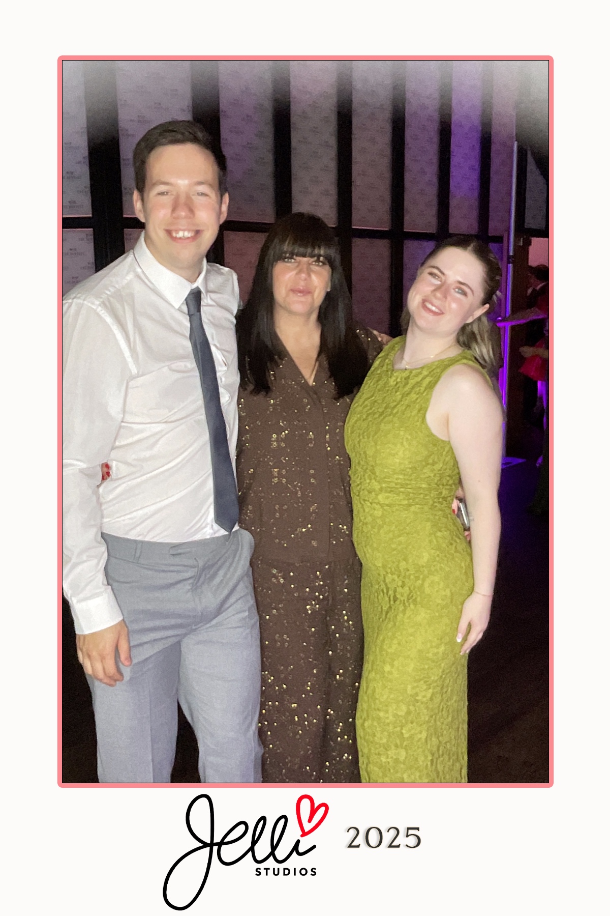 Jelli Studios Graduation 2025 | View more photos from the event at gallery.liverpoolselfiemirror.co.uk/u/LiverpoolSelfieMirror/Jelli-Studios-Graduation-2025