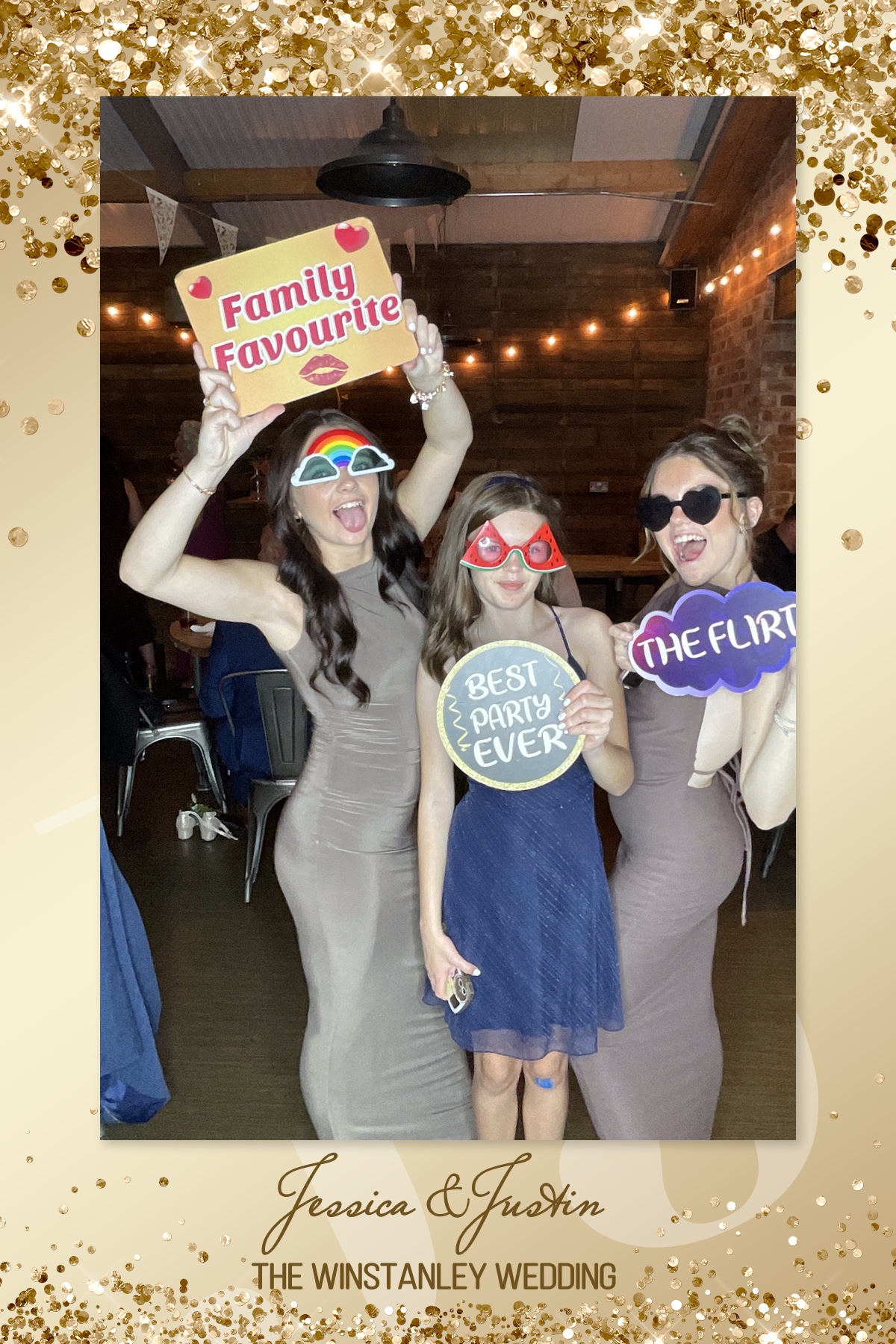 Jessica & Justin's Wedding | View more photos from the event at gallery.liverpoolselfiemirror.co.uk/u/LiverpoolSelfieMirror/Jessica-Justins-Wedding