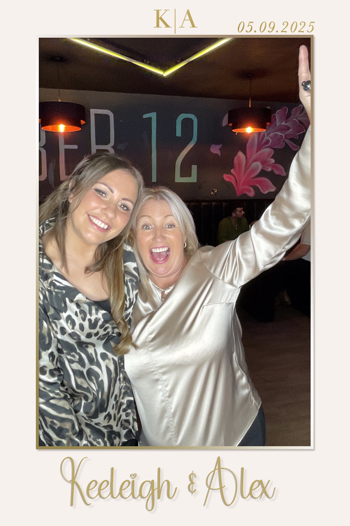 Keeleigh & Alex | View more photos from the event at gallery.liverpoolselfiemirror.co.uk/u/LiverpoolSelfieMirror/Keeleigh-Alex