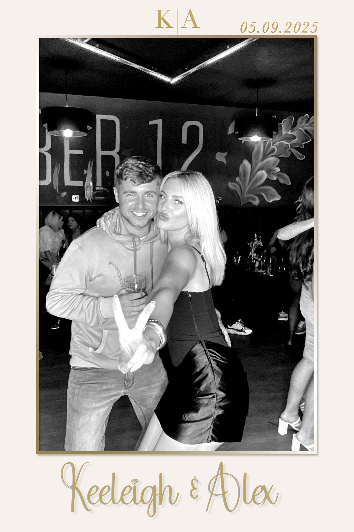 Keeleigh & Alex | View more photos from the event at gallery.liverpoolselfiemirror.co.uk/u/LiverpoolSelfieMirror/Keeleigh-Alex