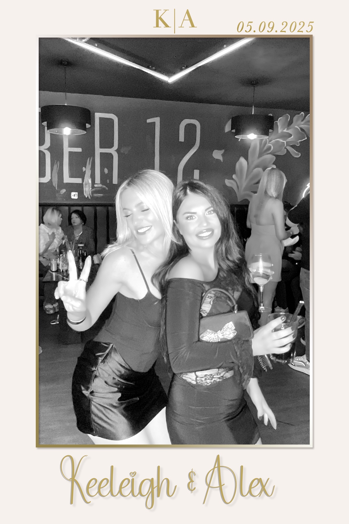 Keeleigh & Alex | View more photos from the event at gallery.liverpoolselfiemirror.co.uk/u/LiverpoolSelfieMirror/Keeleigh-Alex