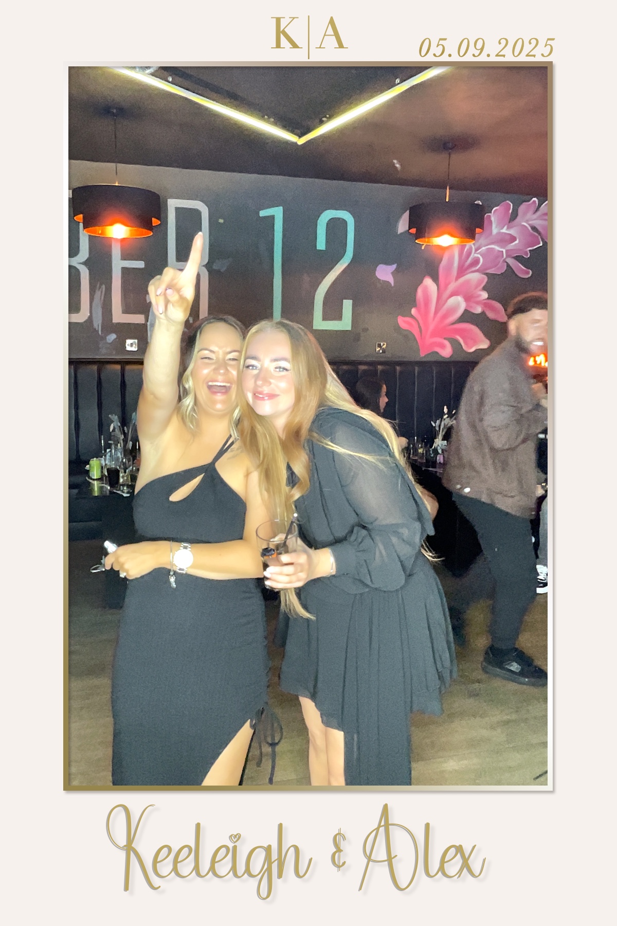 Keeleigh & Alex | View more photos from the event at gallery.liverpoolselfiemirror.co.uk/u/LiverpoolSelfieMirror/Keeleigh-Alex