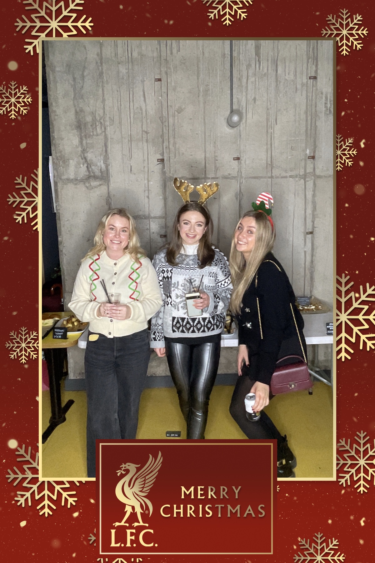 LFC Xmas Party | View more photos from the event at gallery.liverpoolselfiemirror.co.uk/u/LiverpoolSelfieMirror/LFC-Xmas-Party