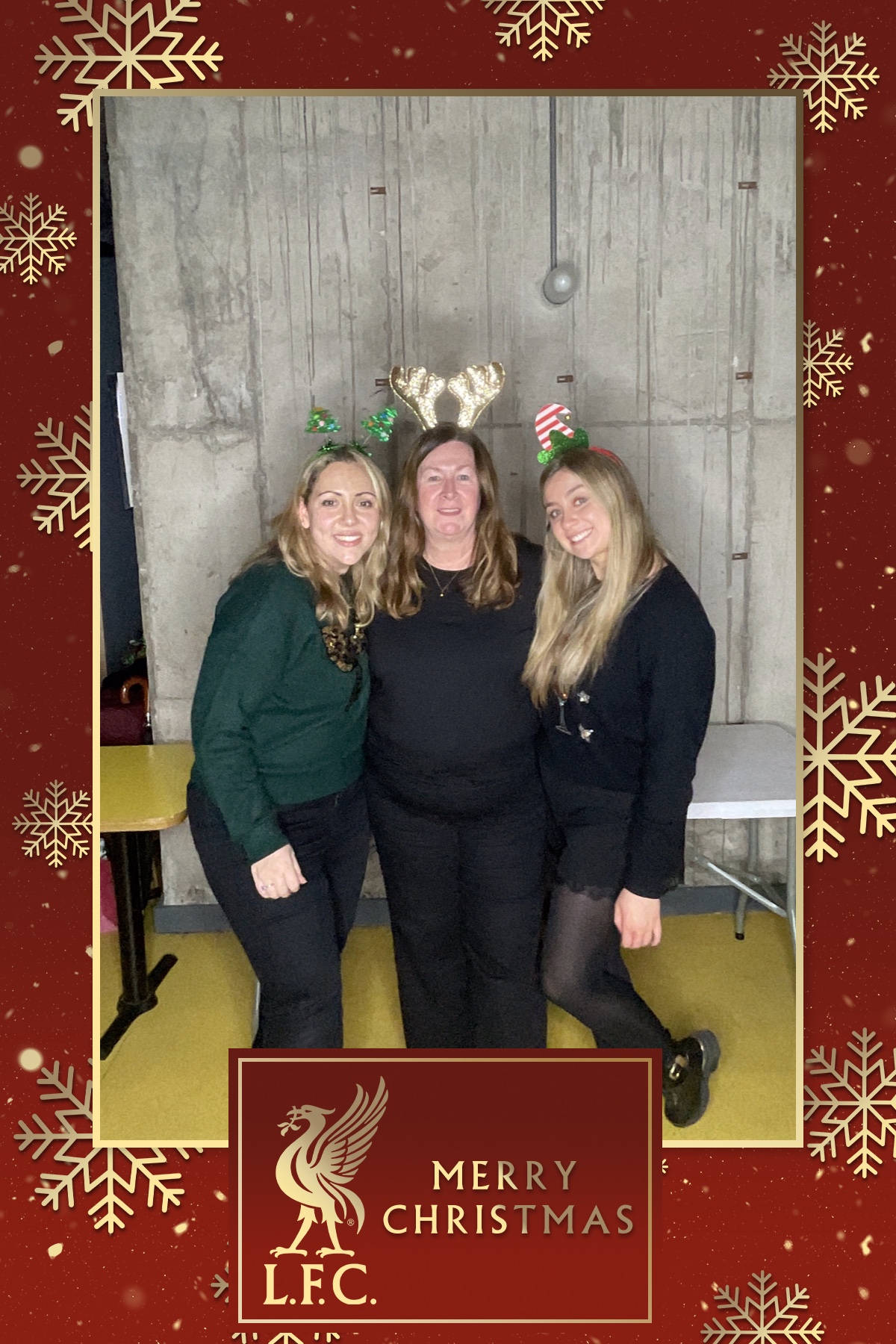 LFC Xmas Party | View more photos from the event at gallery.liverpoolselfiemirror.co.uk/u/LiverpoolSelfieMirror/LFC-Xmas-Party