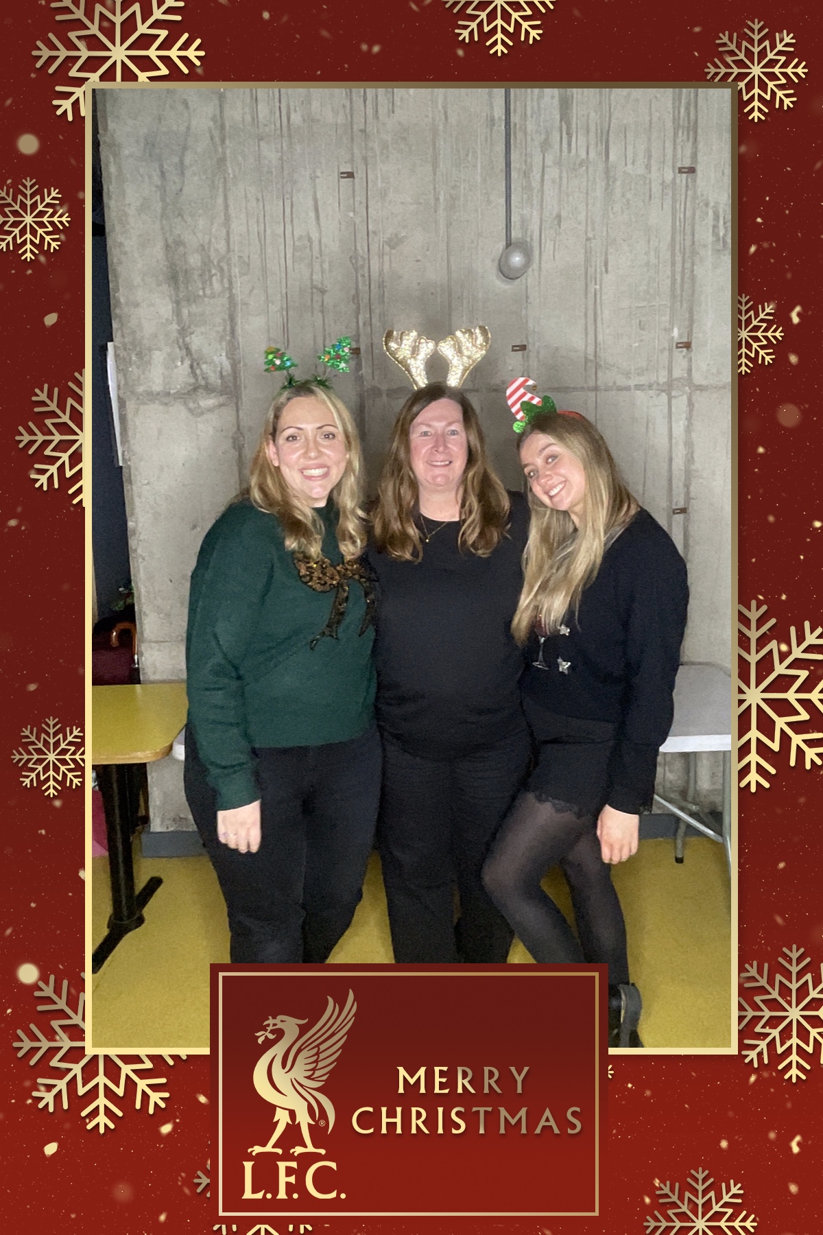 LFC Xmas Party | View more photos from the event at gallery.liverpoolselfiemirror.co.uk/u/LiverpoolSelfieMirror/LFC-Xmas-Party