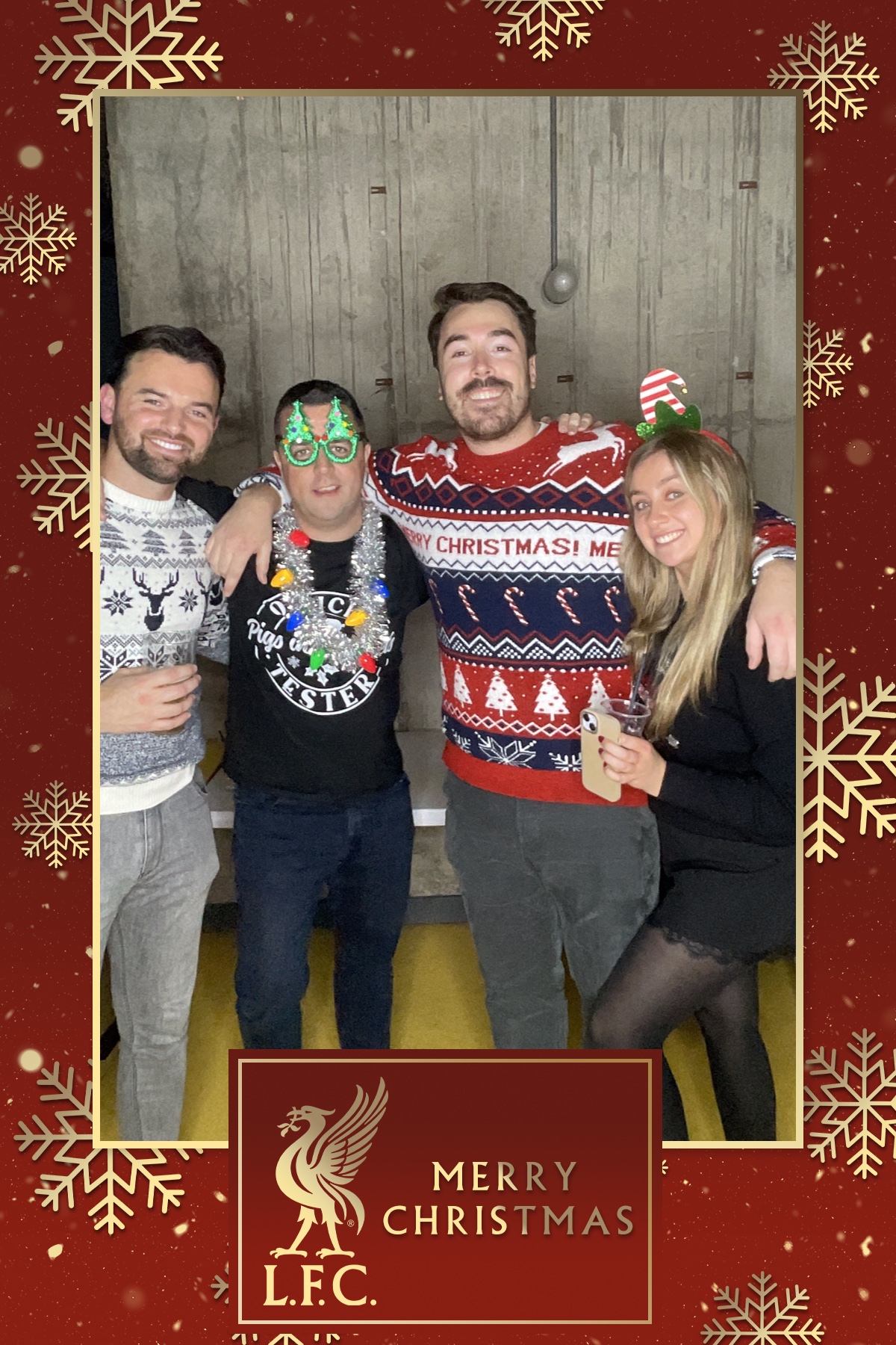 LFC Xmas Party | View more photos from the event at gallery.liverpoolselfiemirror.co.uk/u/LiverpoolSelfieMirror/LFC-Xmas-Party