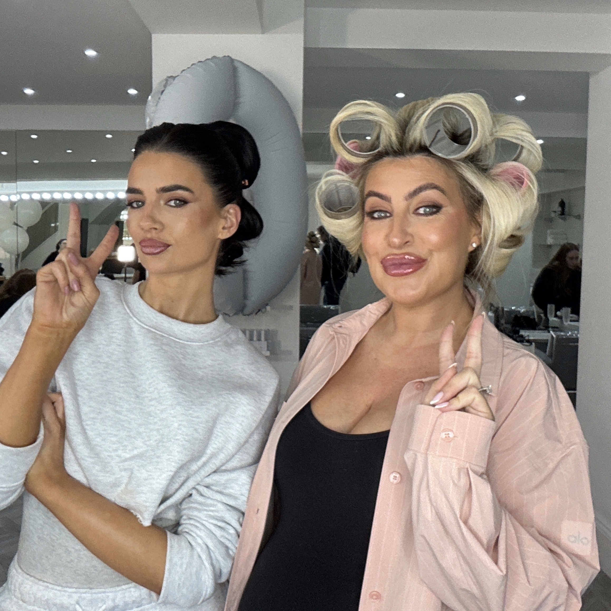 La Bella Turns 10 | View more photos from the event at gallery.liverpoolselfiemirror.co.uk/u/LiverpoolSelfieMirror/La-Bella-Turns-10