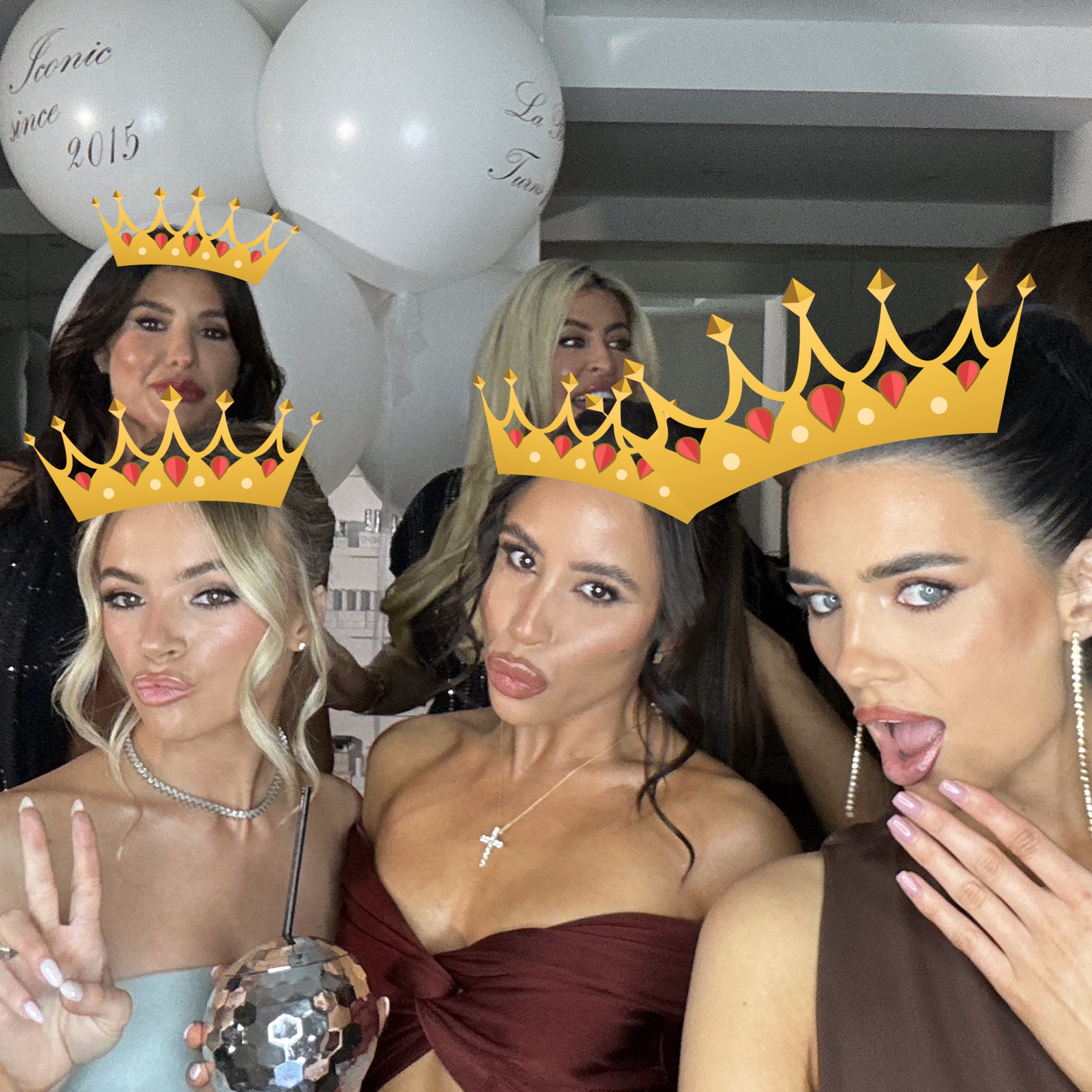 La Bella Turns 10 | View more photos from the event at gallery.liverpoolselfiemirror.co.uk/u/LiverpoolSelfieMirror/La-Bella-Turns-10