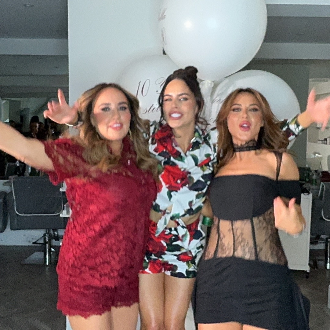 La Bella Turns 10 | View more photos from the event at gallery.liverpoolselfiemirror.co.uk/u/LiverpoolSelfieMirror/La-Bella-Turns-10