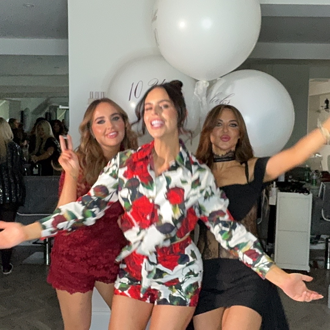 La Bella Turns 10 | View more photos from the event at gallery.liverpoolselfiemirror.co.uk/u/LiverpoolSelfieMirror/La-Bella-Turns-10