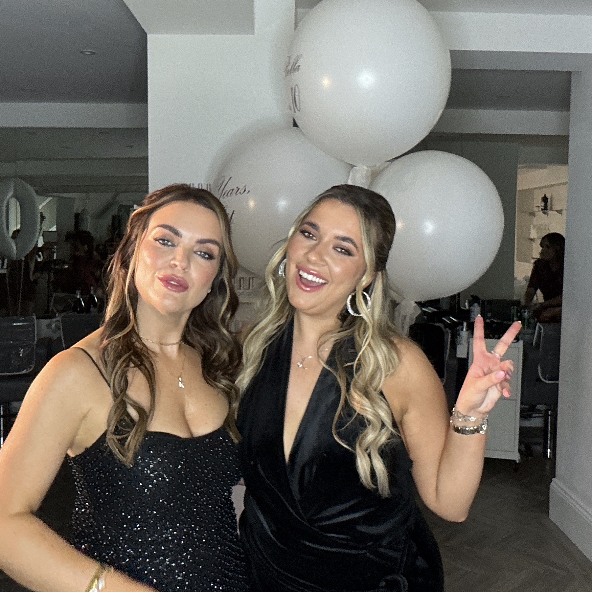 La Bella Turns 10 | View more photos from the event at gallery.liverpoolselfiemirror.co.uk/u/LiverpoolSelfieMirror/La-Bella-Turns-10