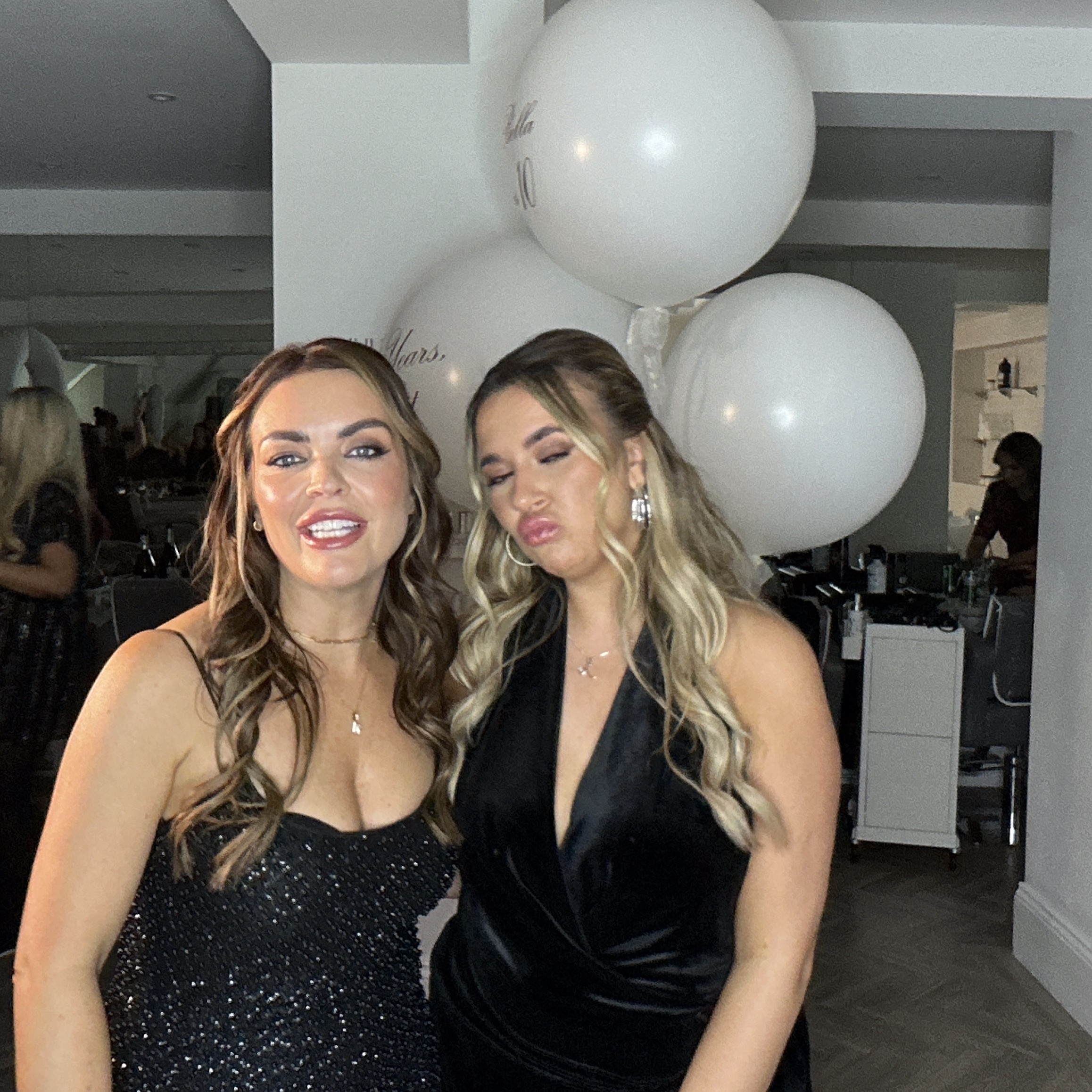 La Bella Turns 10 | View more photos from the event at gallery.liverpoolselfiemirror.co.uk/u/LiverpoolSelfieMirror/La-Bella-Turns-10