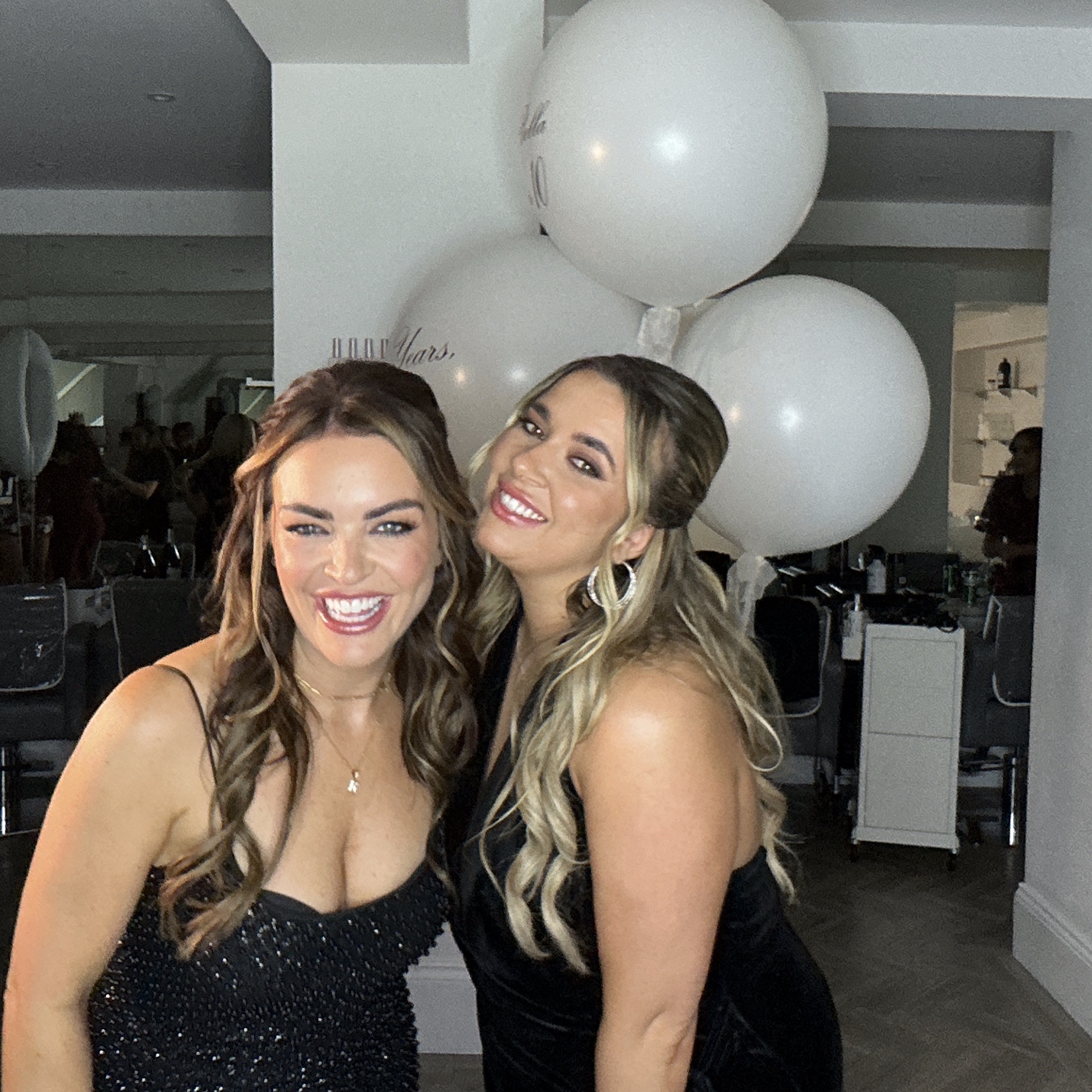 La Bella Turns 10 | View more photos from the event at gallery.liverpoolselfiemirror.co.uk/u/LiverpoolSelfieMirror/La-Bella-Turns-10