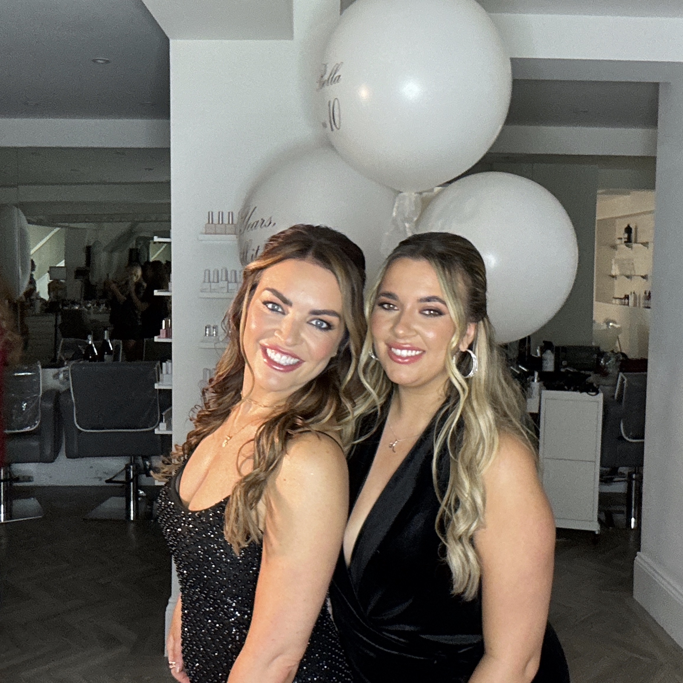 La Bella Turns 10 | View more photos from the event at gallery.liverpoolselfiemirror.co.uk/u/LiverpoolSelfieMirror/La-Bella-Turns-10