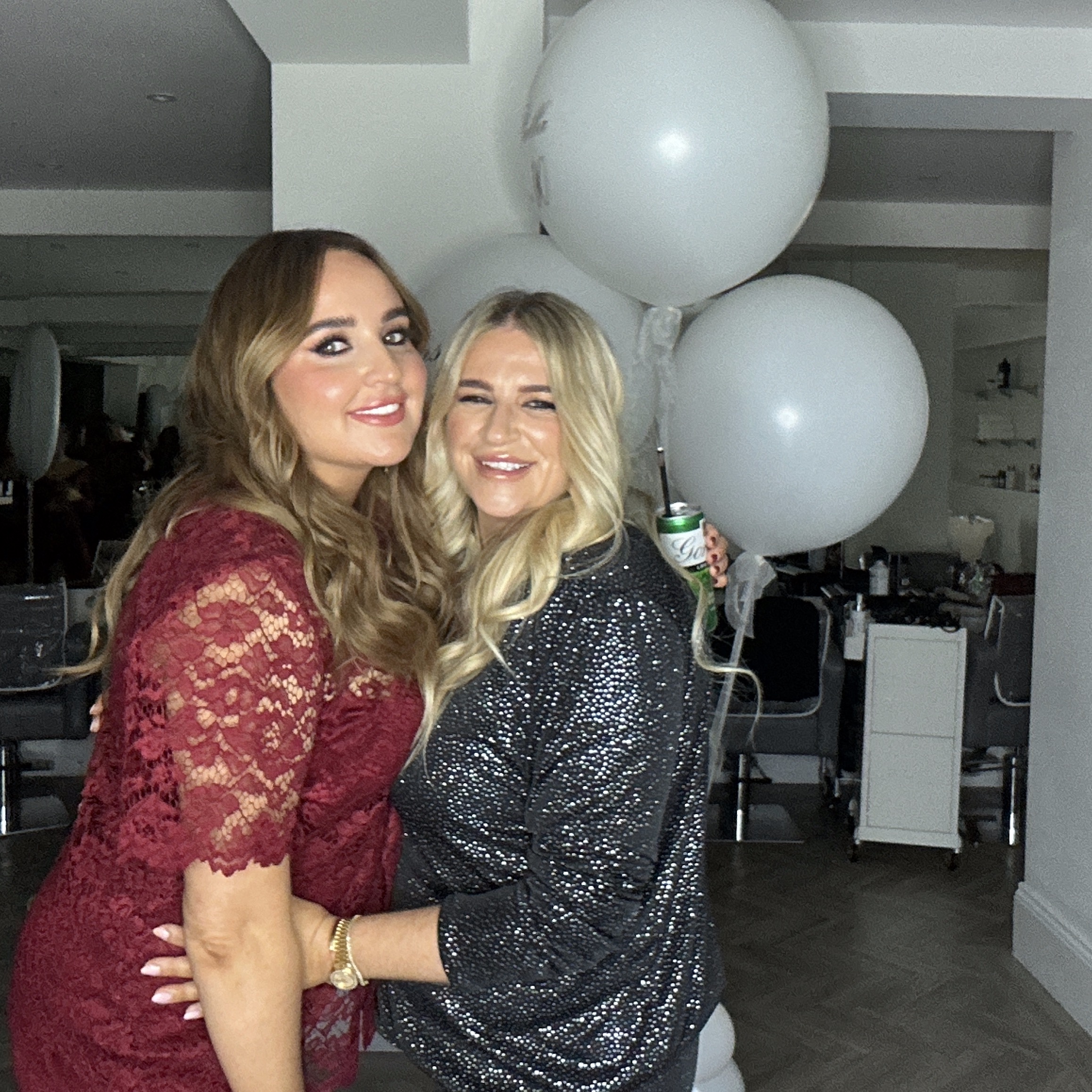 La Bella Turns 10 | View more photos from the event at gallery.liverpoolselfiemirror.co.uk/u/LiverpoolSelfieMirror/La-Bella-Turns-10