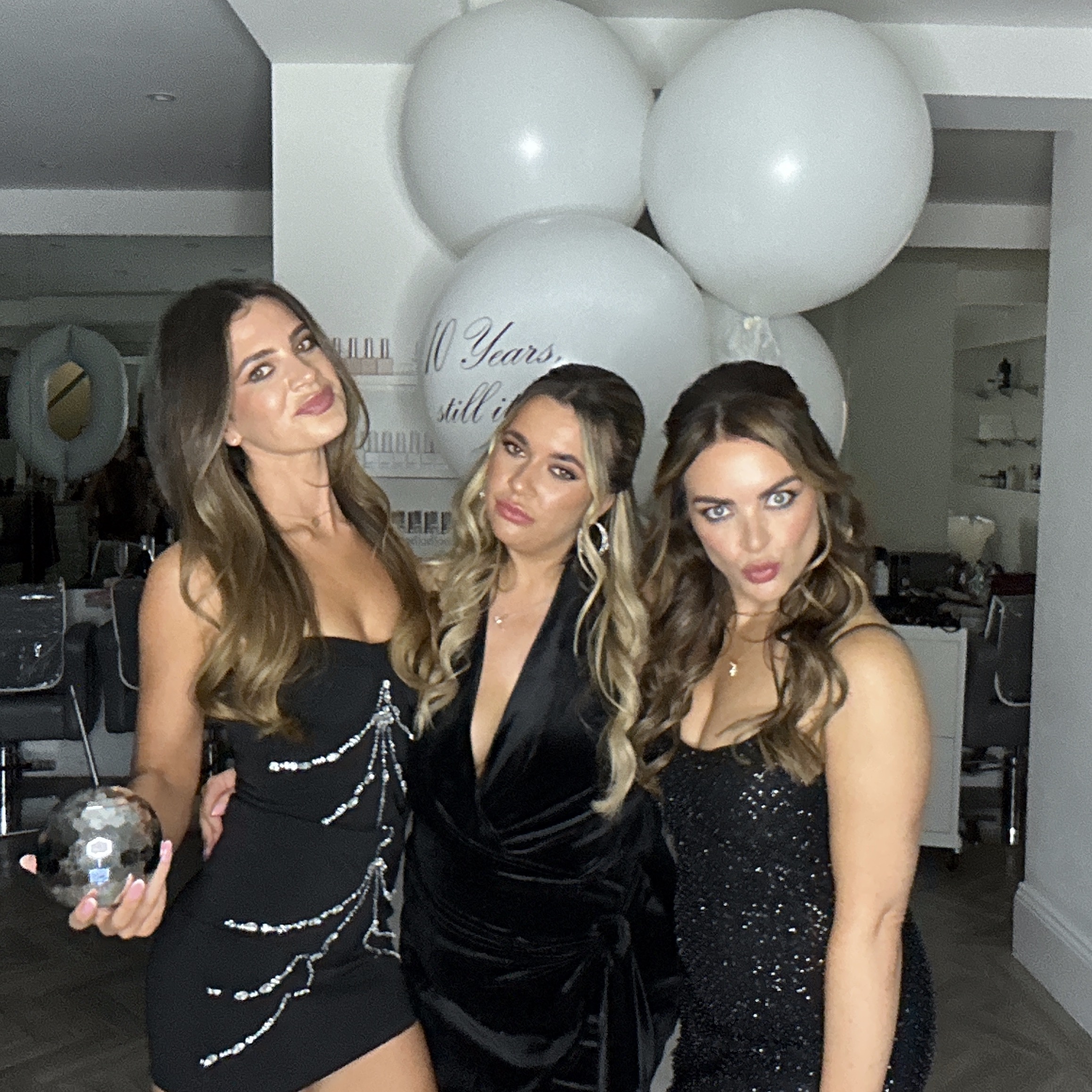 La Bella Turns 10 | View more photos from the event at gallery.liverpoolselfiemirror.co.uk/u/LiverpoolSelfieMirror/La-Bella-Turns-10