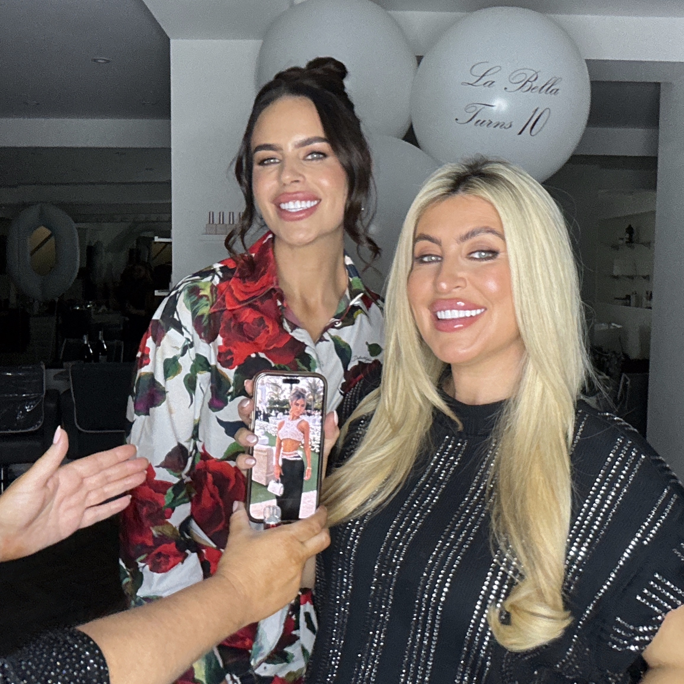 La Bella Turns 10 | View more photos from the event at gallery.liverpoolselfiemirror.co.uk/u/LiverpoolSelfieMirror/La-Bella-Turns-10