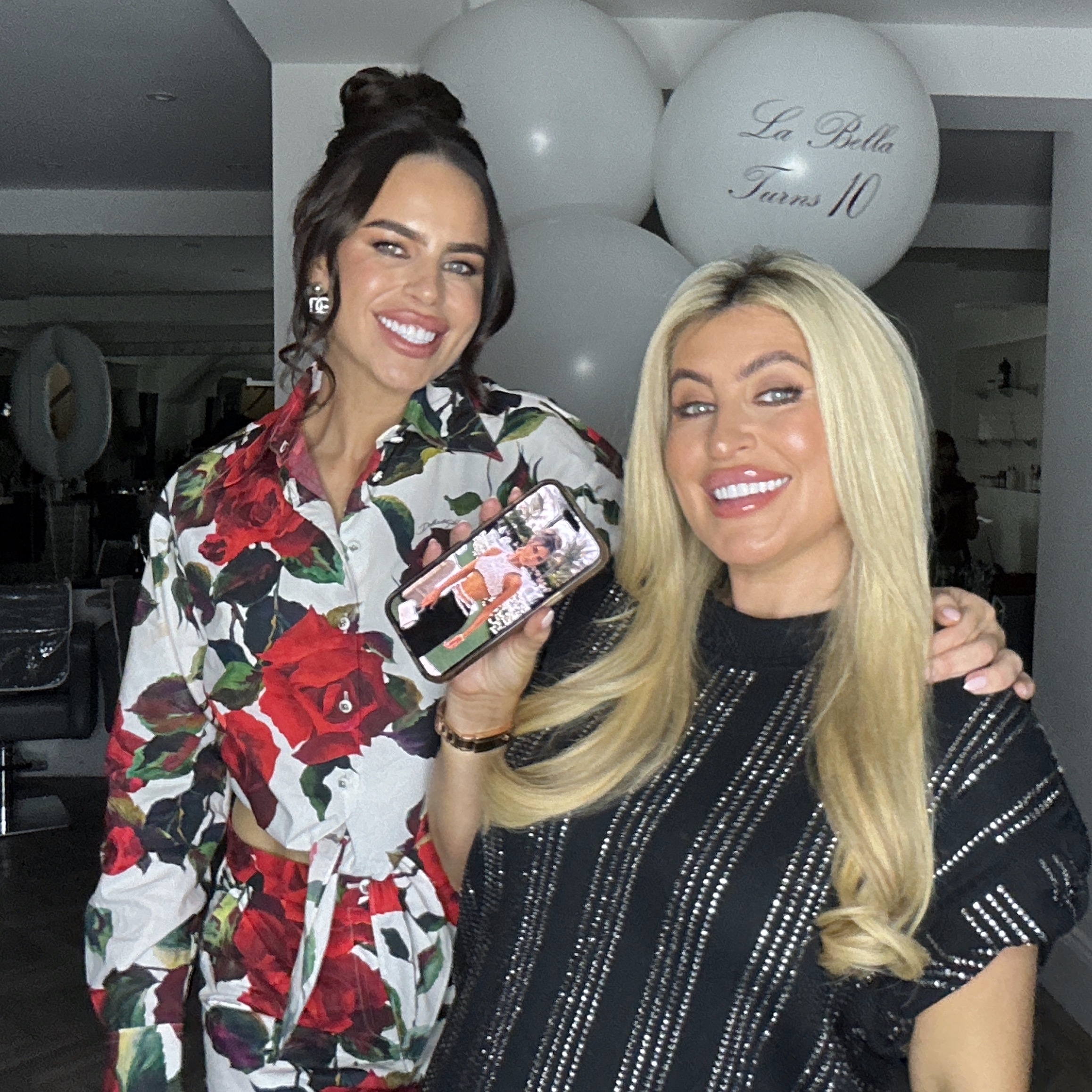 La Bella Turns 10 | View more photos from the event at gallery.liverpoolselfiemirror.co.uk/u/LiverpoolSelfieMirror/La-Bella-Turns-10