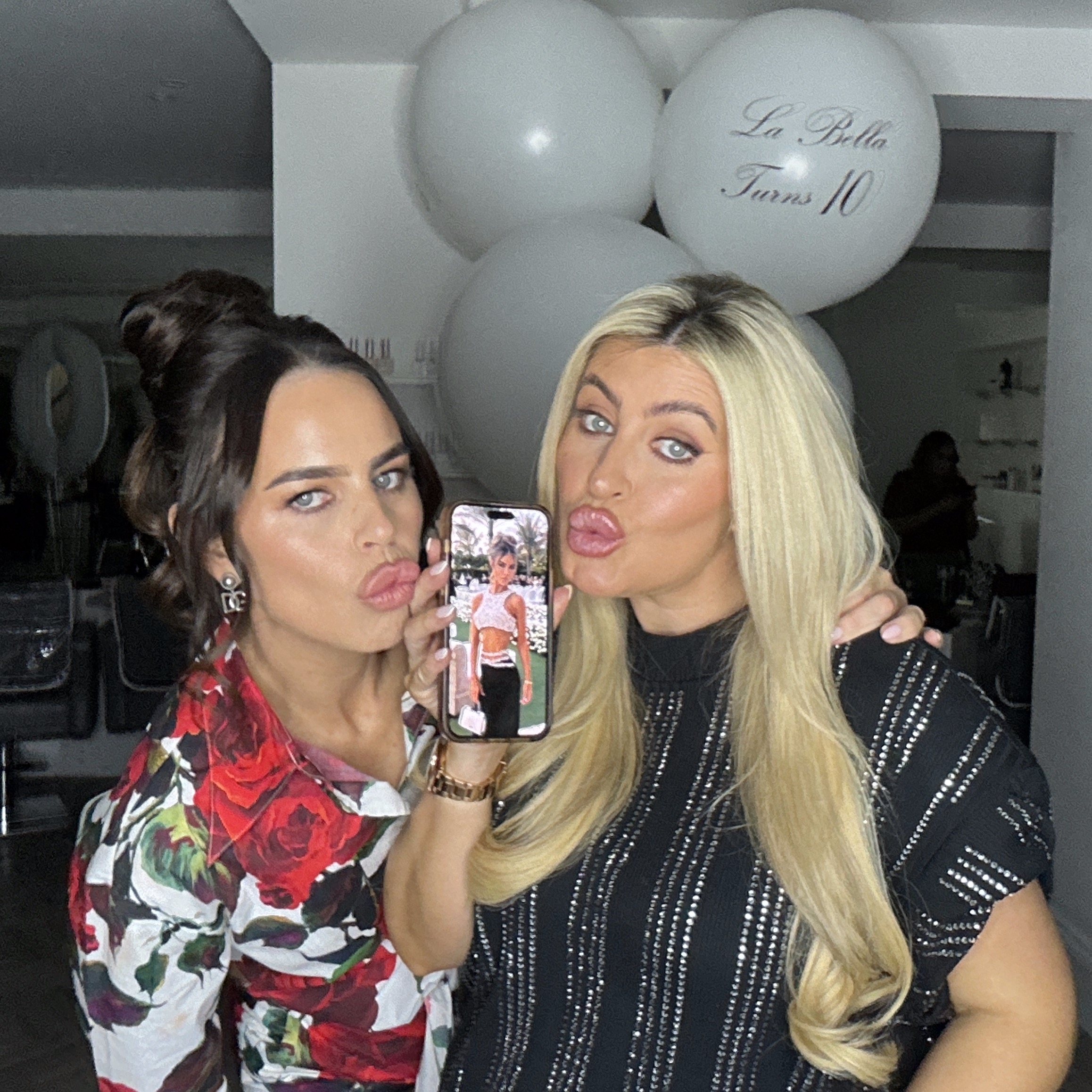 La Bella Turns 10 | View more photos from the event at gallery.liverpoolselfiemirror.co.uk/u/LiverpoolSelfieMirror/La-Bella-Turns-10