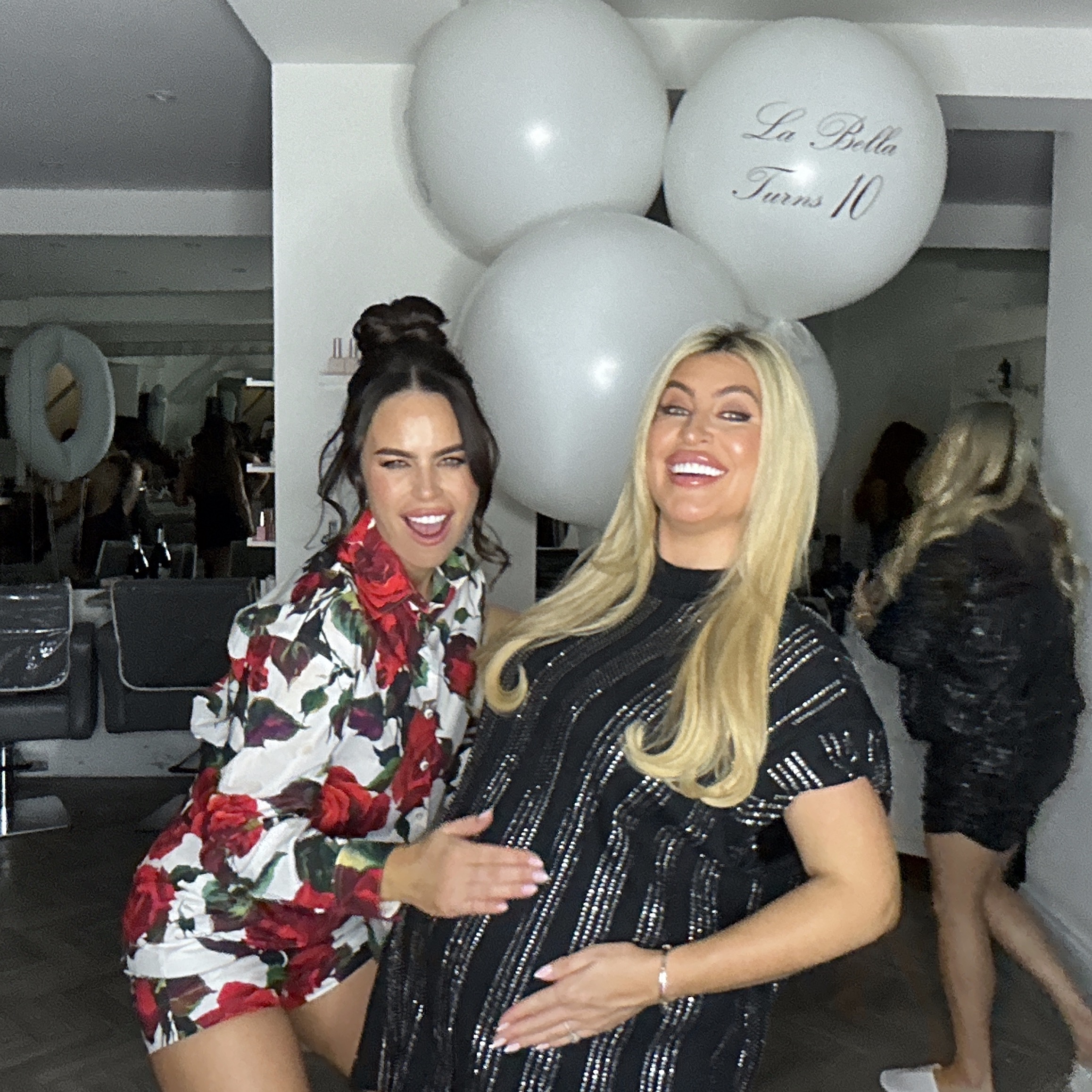 La Bella Turns 10 | View more photos from the event at gallery.liverpoolselfiemirror.co.uk/u/LiverpoolSelfieMirror/La-Bella-Turns-10