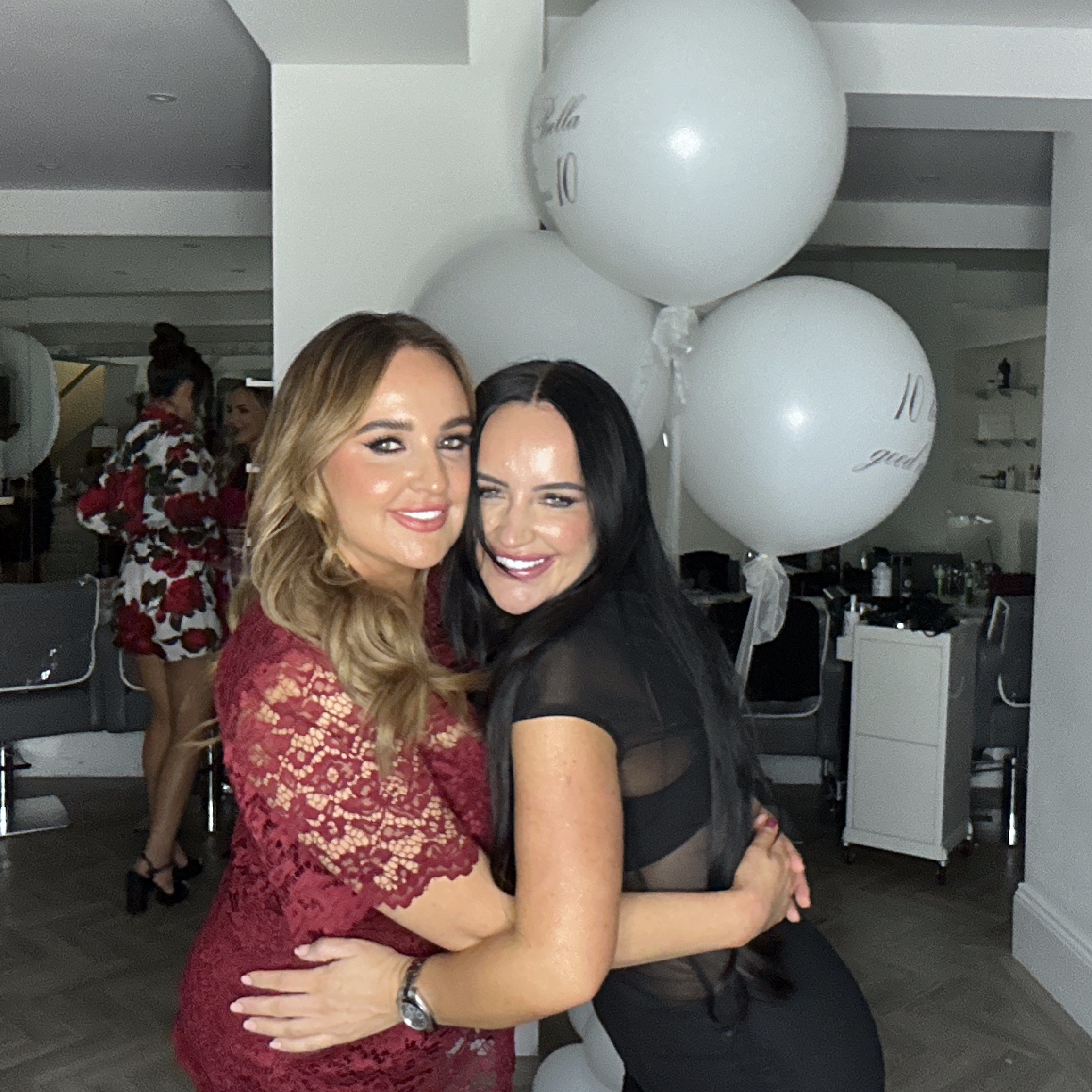 La Bella Turns 10 | View more photos from the event at gallery.liverpoolselfiemirror.co.uk/u/LiverpoolSelfieMirror/La-Bella-Turns-10